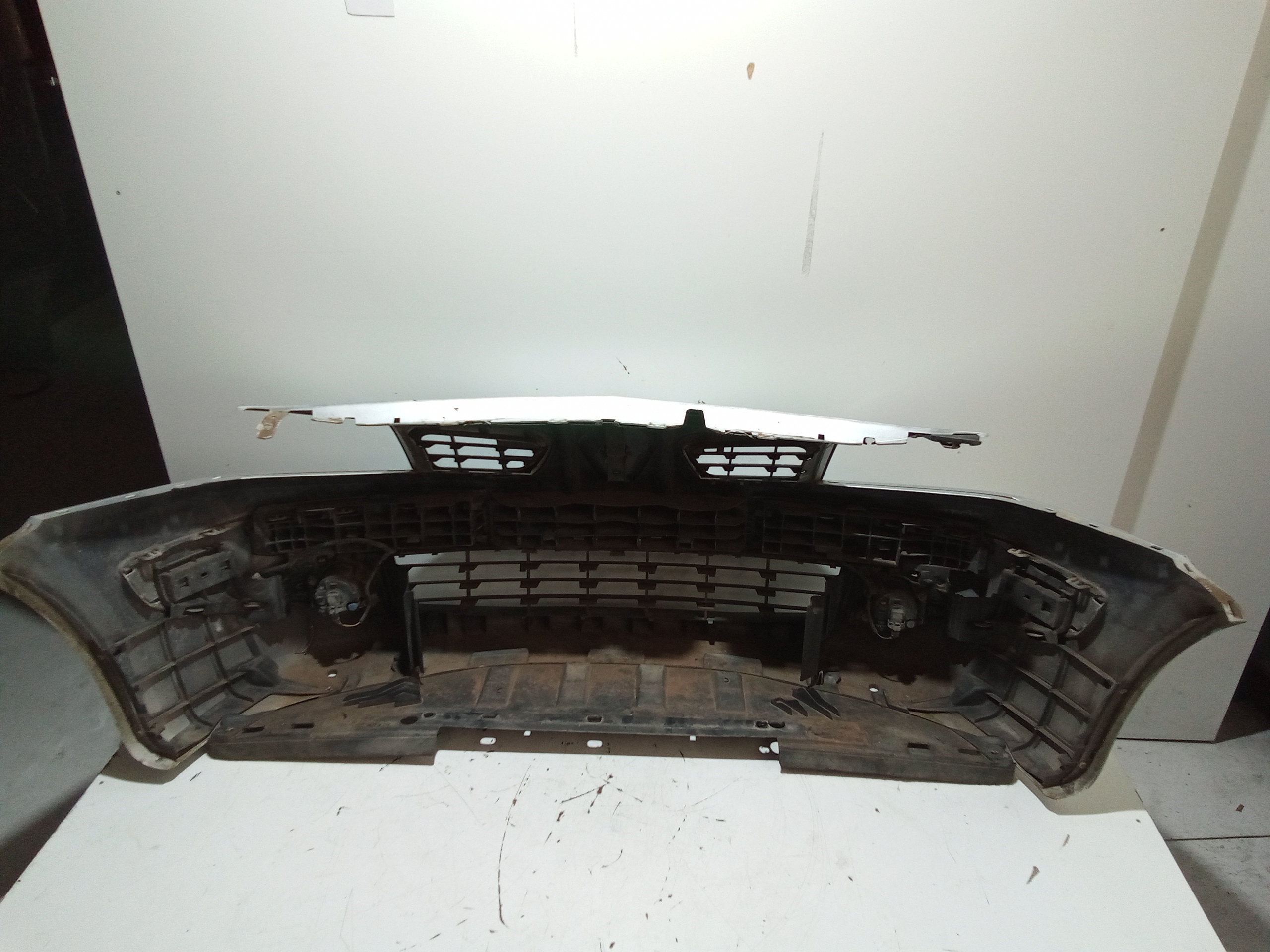 Paraurti Anteriore Completo per Renault Megane S. Wagon Serie (02>06) (2002 - 2006)