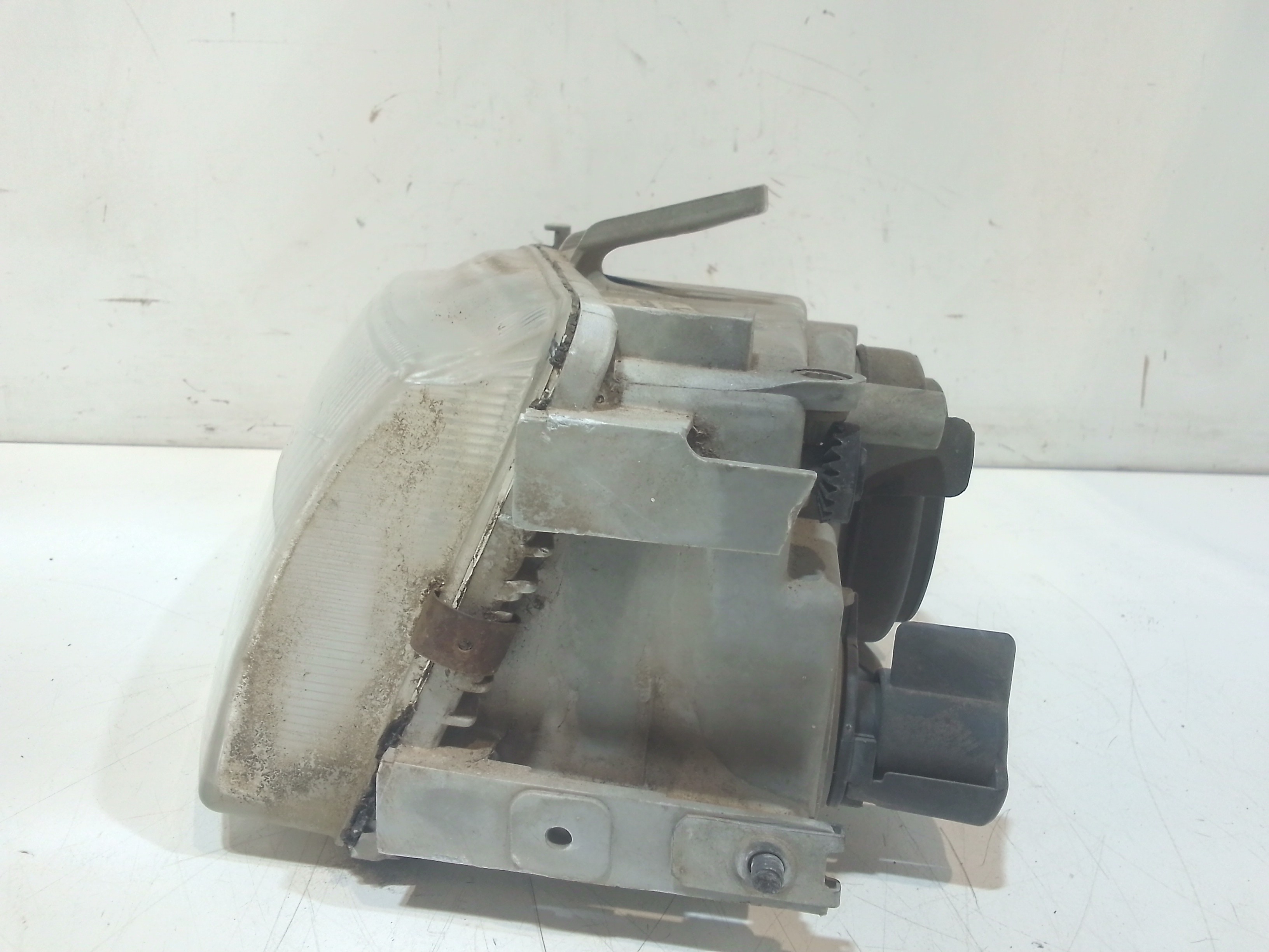 Faro anteriore Sinistro Guida per Fiat Punto Berlina 3p (1993 - 1999)