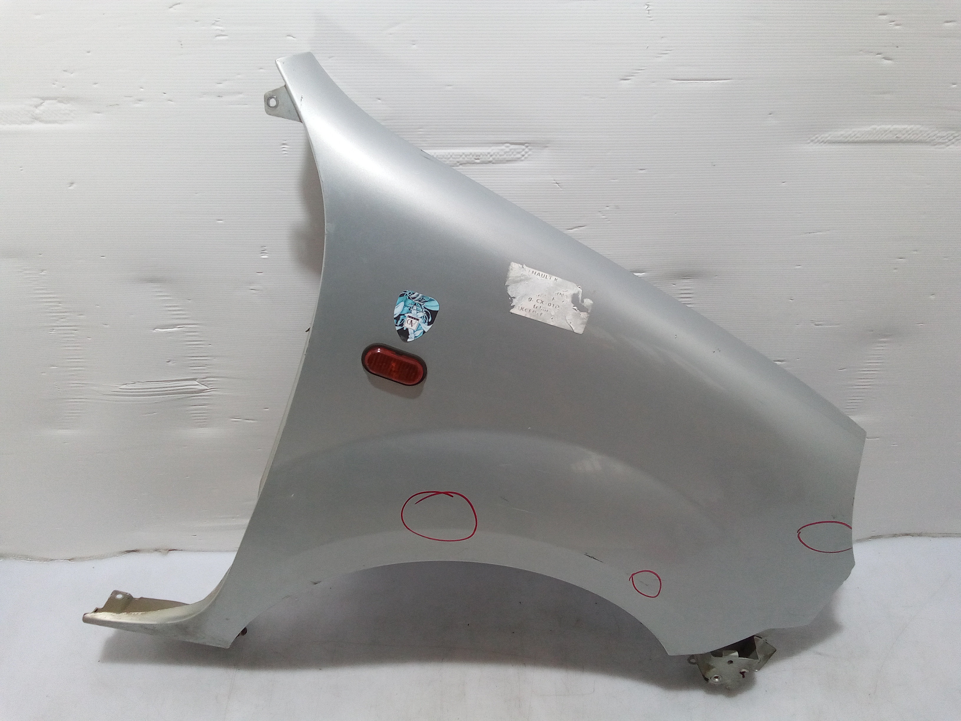 Parafango Anteriore Destro per Renault Kangoo 3 Serie (2003 - 2007)