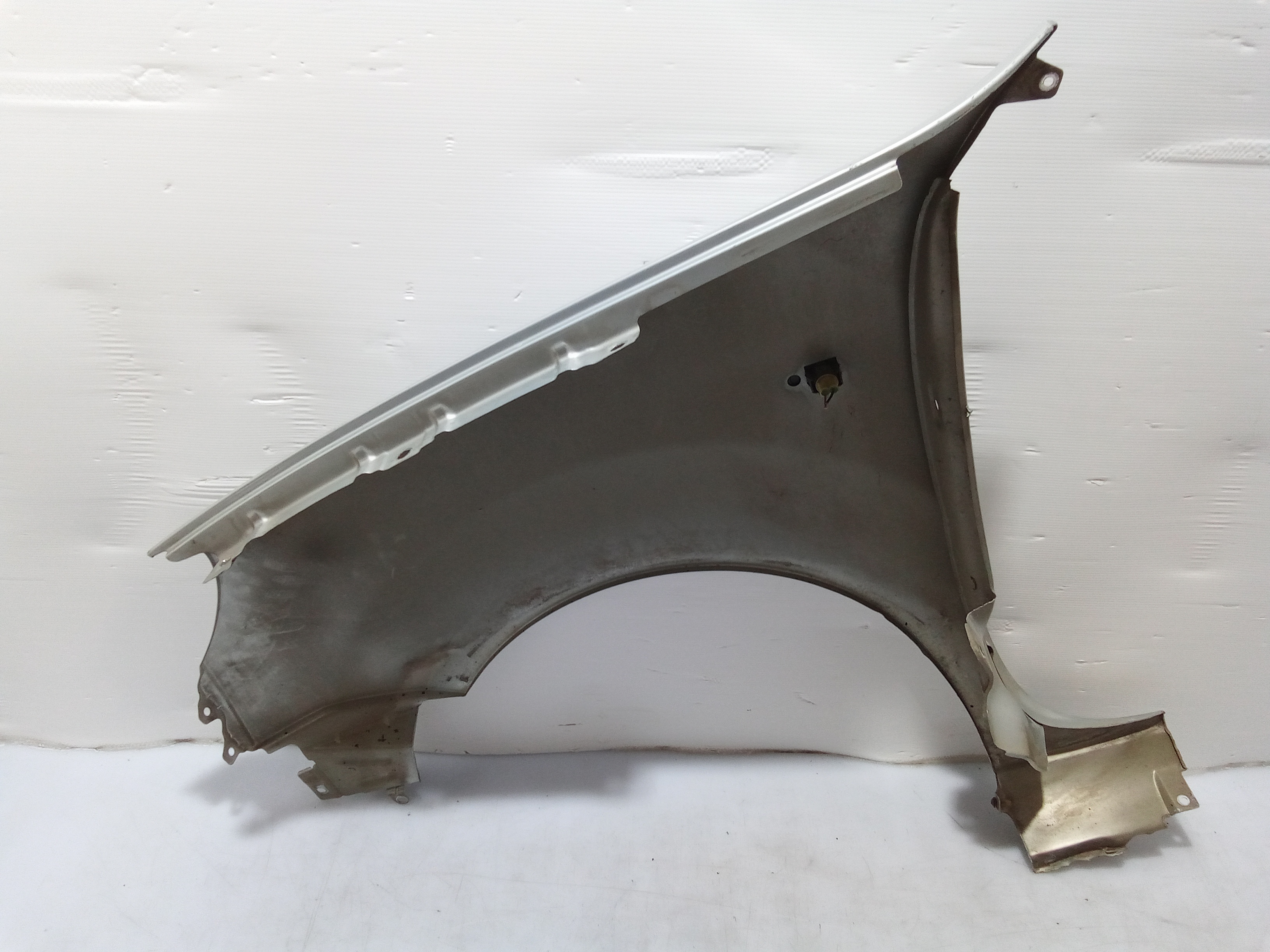 Parafango Anteriore Destro per Renault Kangoo 3 Serie (2003 - 2007)