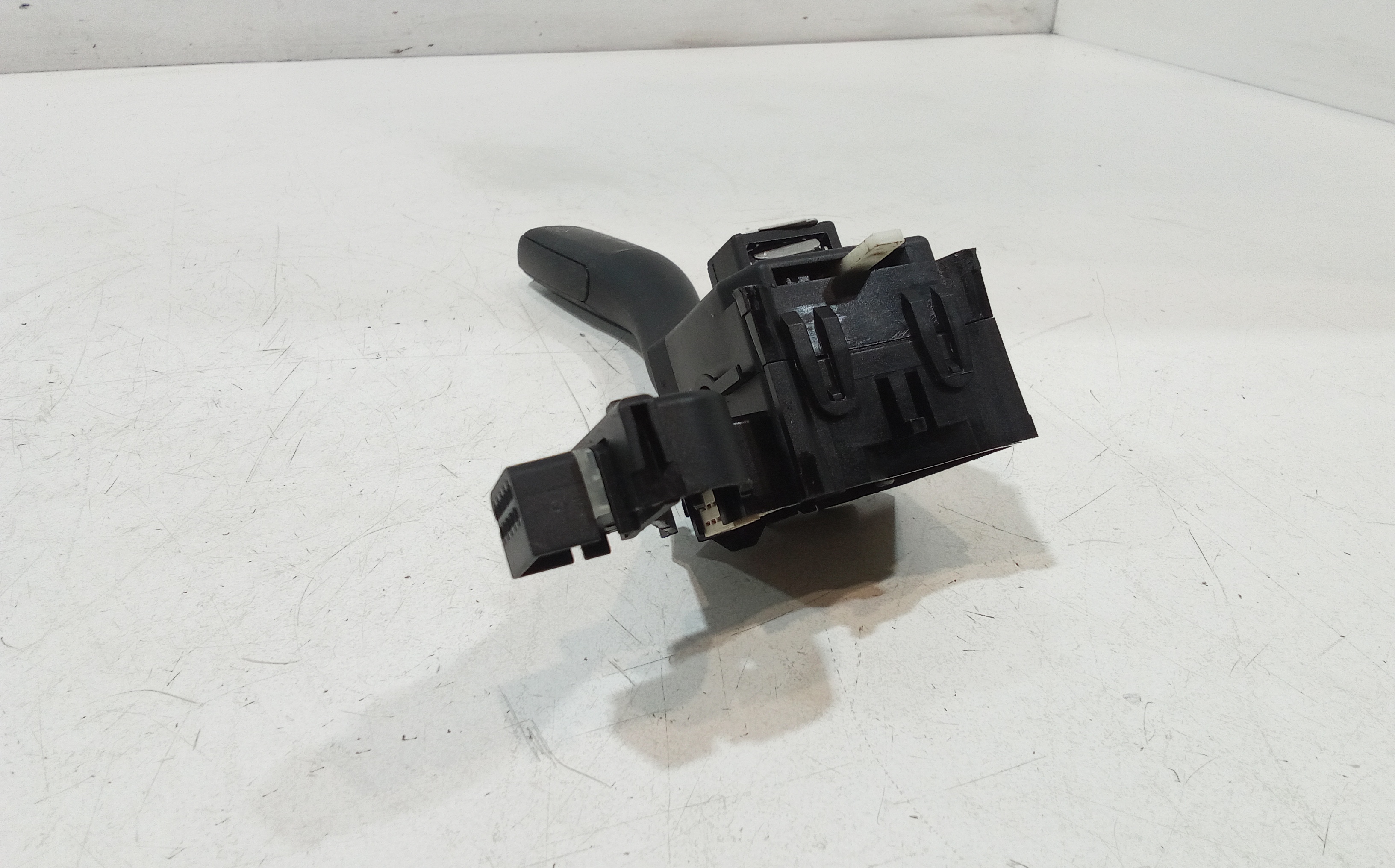 Devioluci sinistro per Audi A3 Serie (8p1) (05>08) (2005 - 2008)