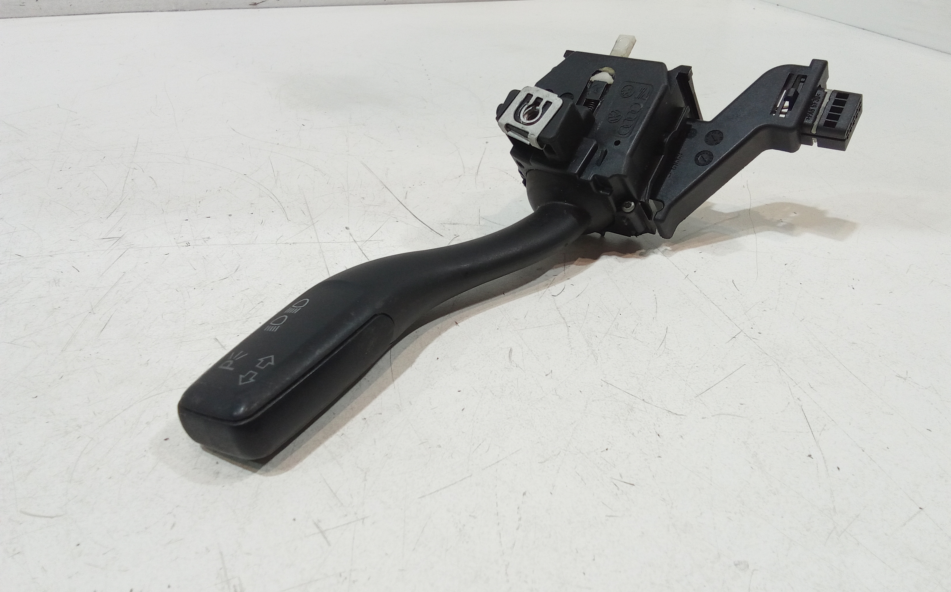 Devioluci sinistro per Audi A3 Serie (8p1) (05>08) (2005 - 2008)