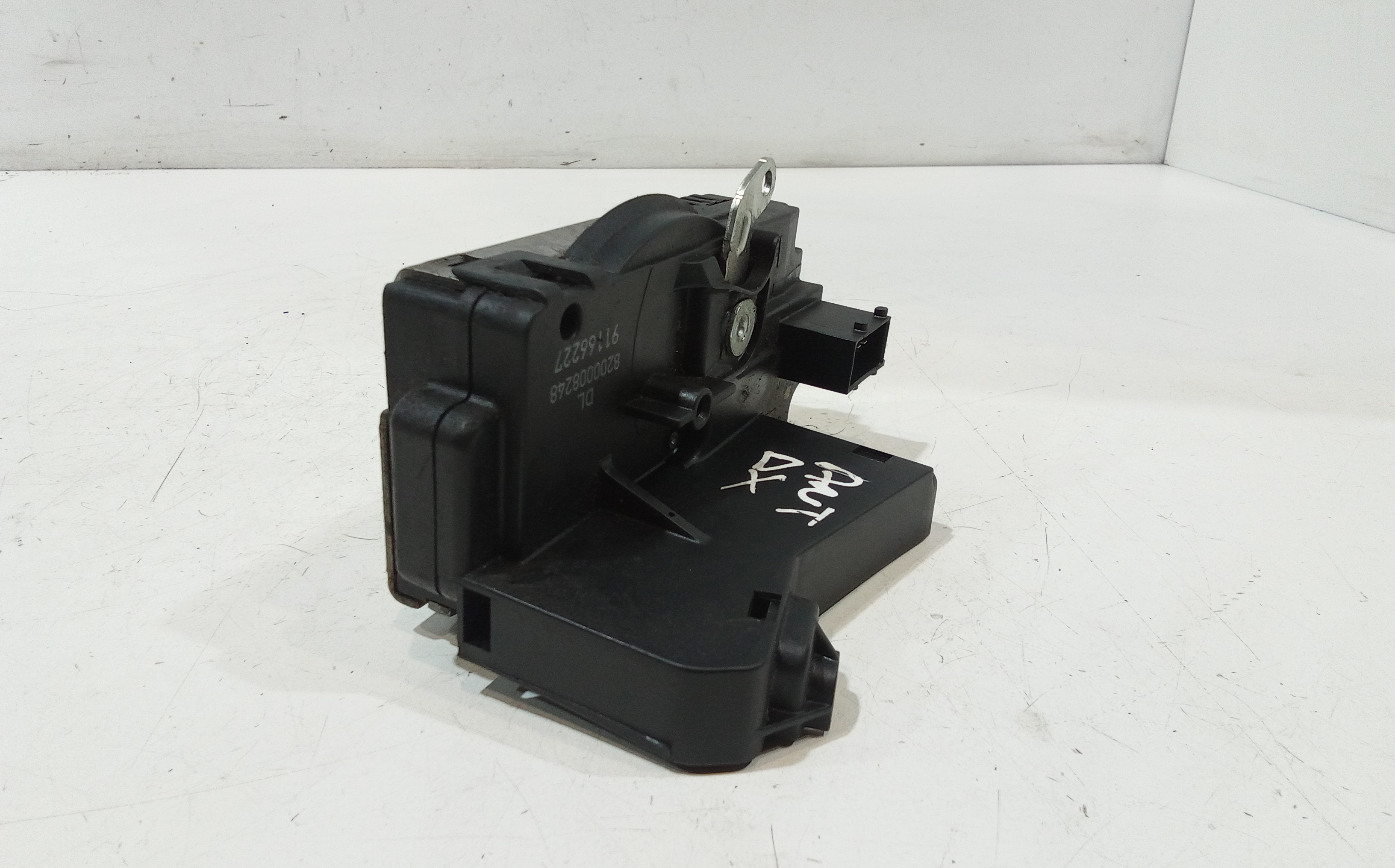 Serratura Anteriore Destra per Opel Vivaro 1 Serie (2001 - 2006)