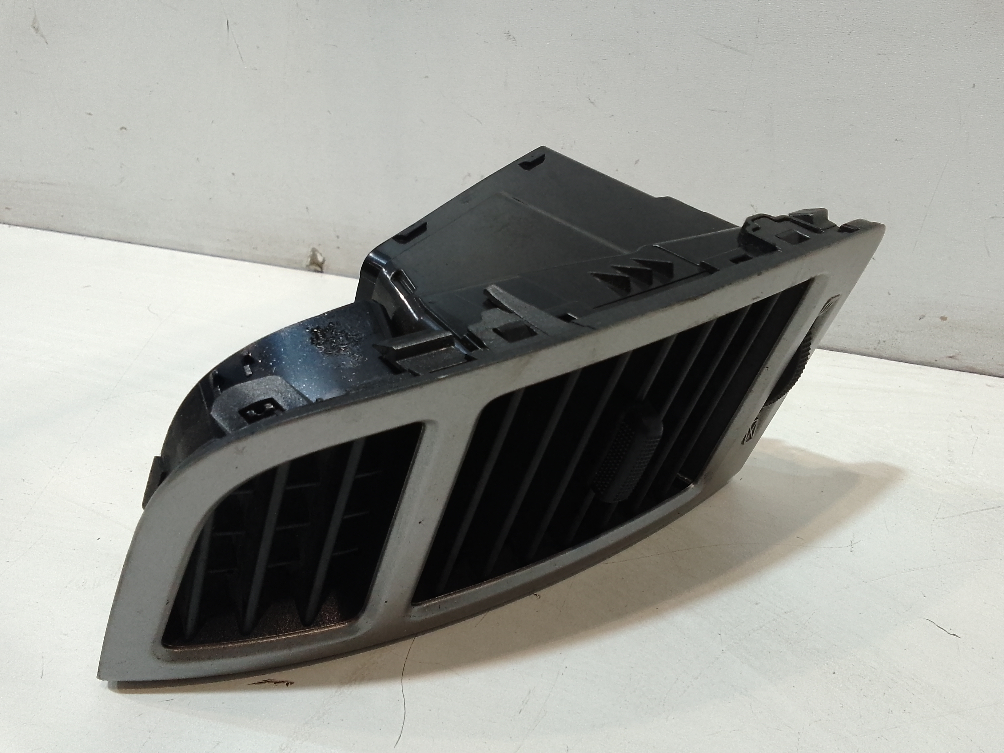 Bocchetta aria cruscotto lato guida per Hyundai I20 1 Serie (2008 - 2014)