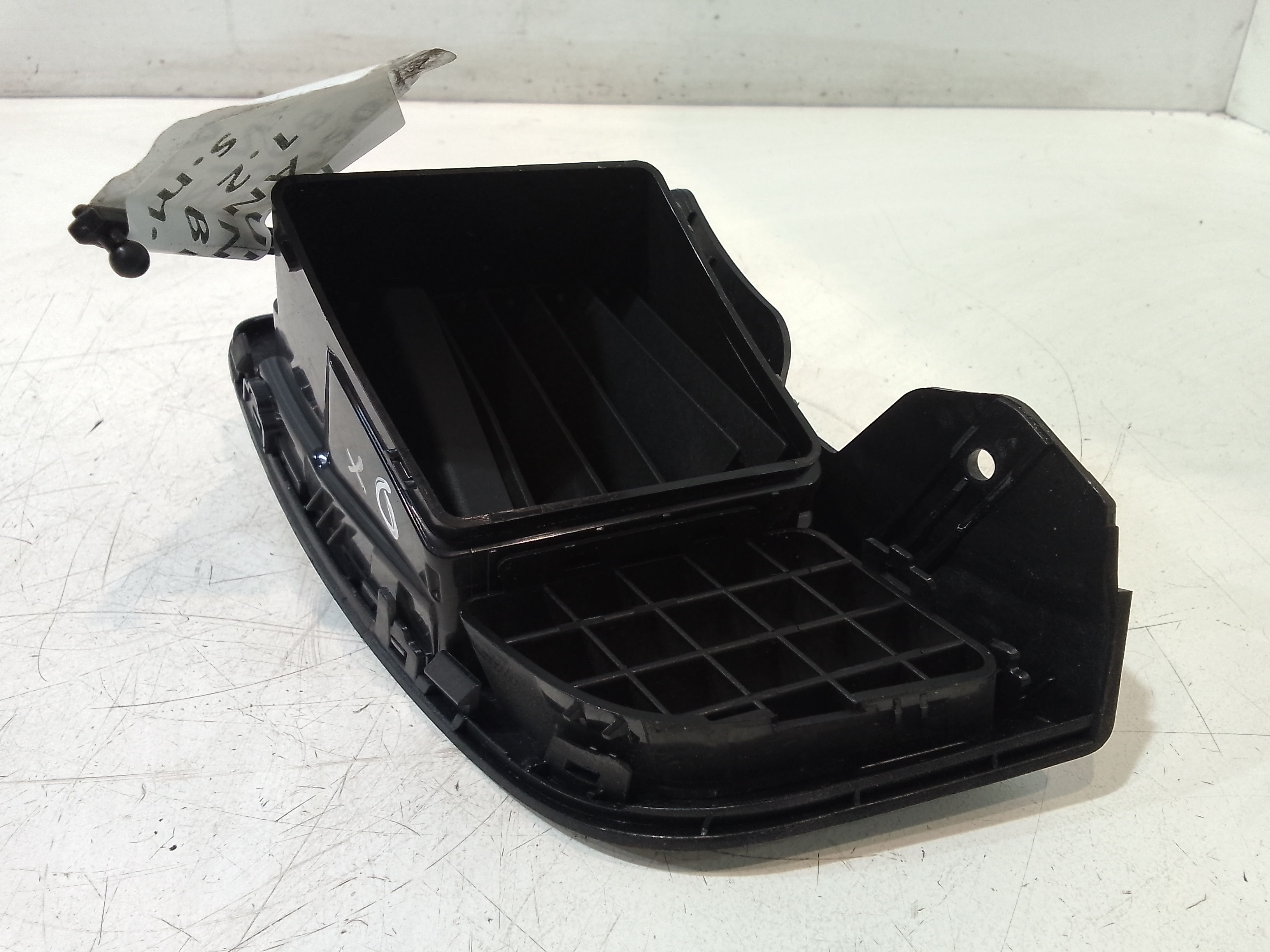 Bocchetta aria cruscotto lato passeggero per Hyundai I20 1 Serie (2008 - 2014)