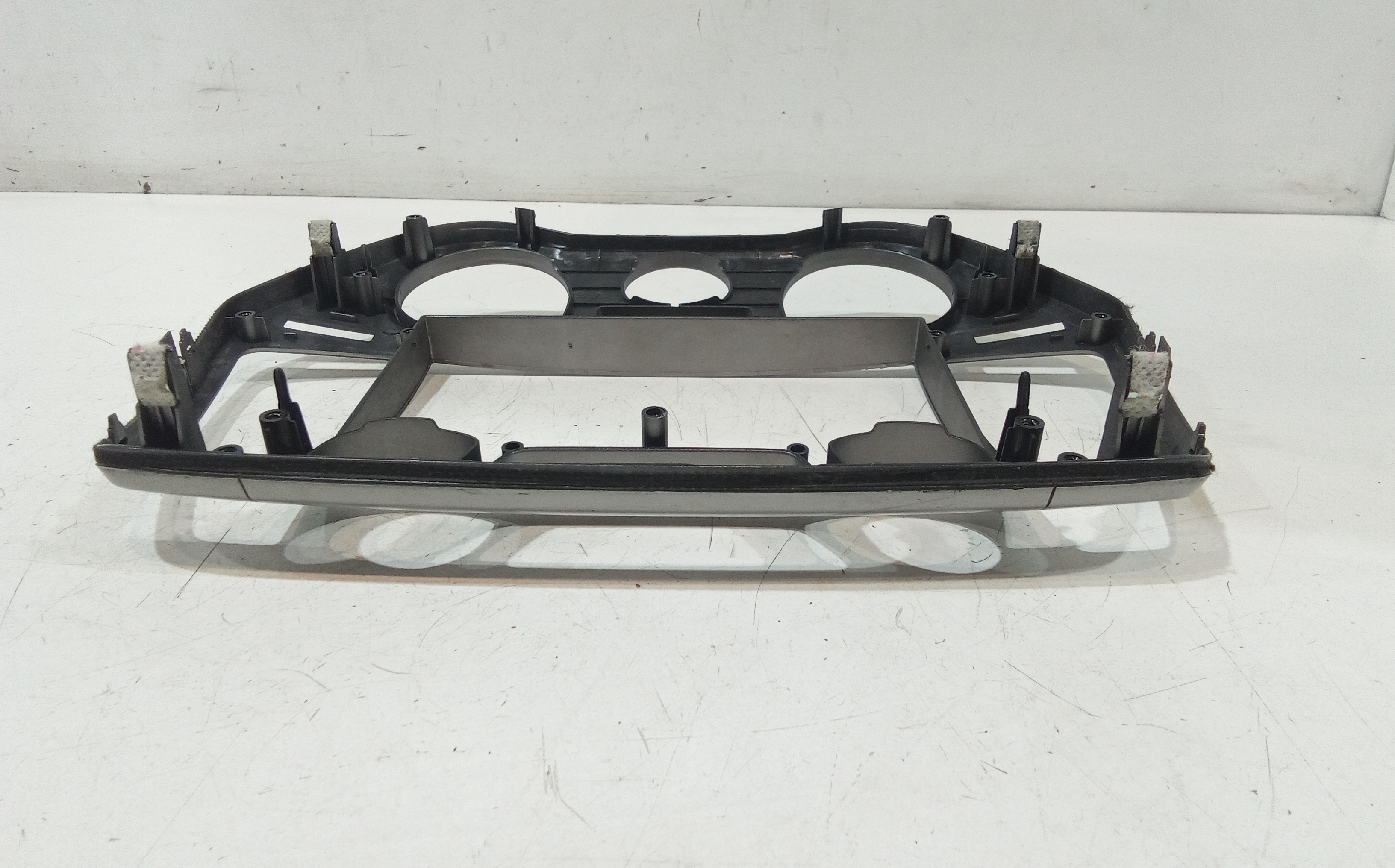 Modanatura Centrale Cruscotto per Hyundai I20 1 Serie (2008 - 2014)