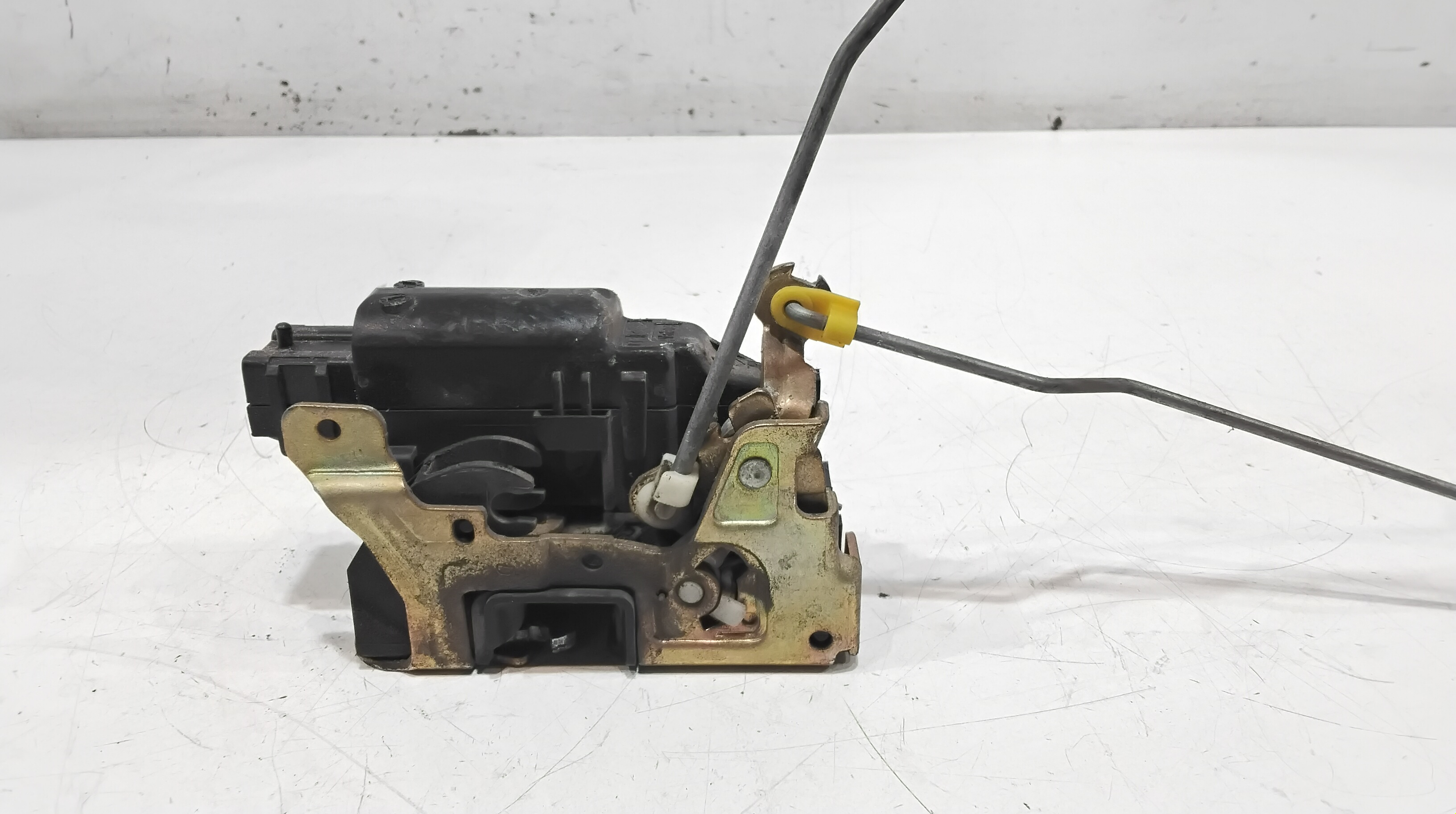 Serratura Anteriore Destra per Renault Kangoo 3 Serie (2003 - 2007)