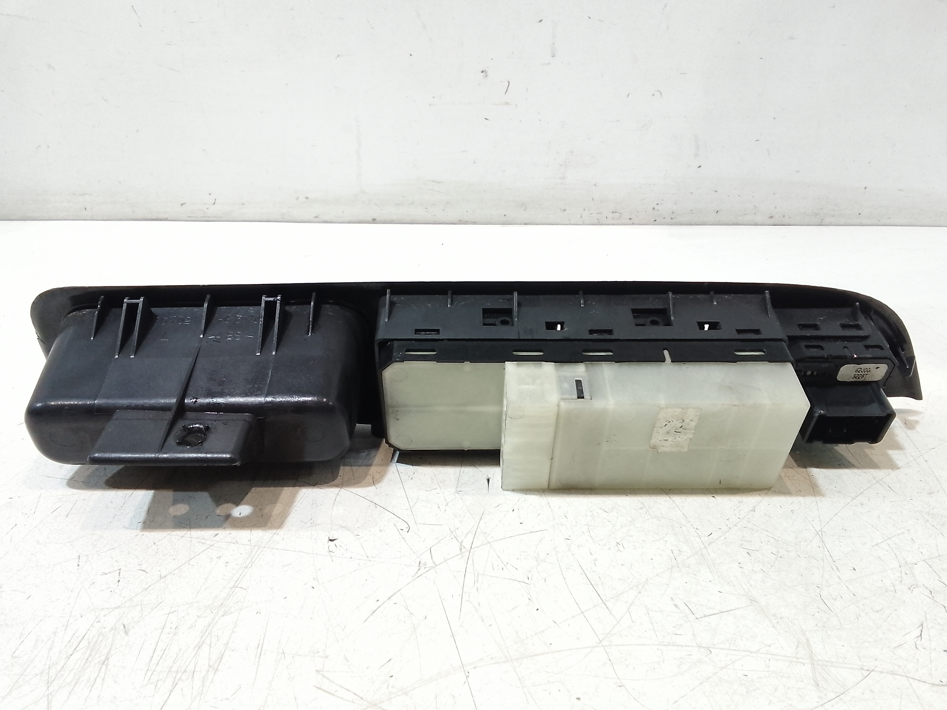 Pulsantiera anteriore sinistra Guida per Suzuki Swift 4 Serie (04>10) (2004 - 2010)