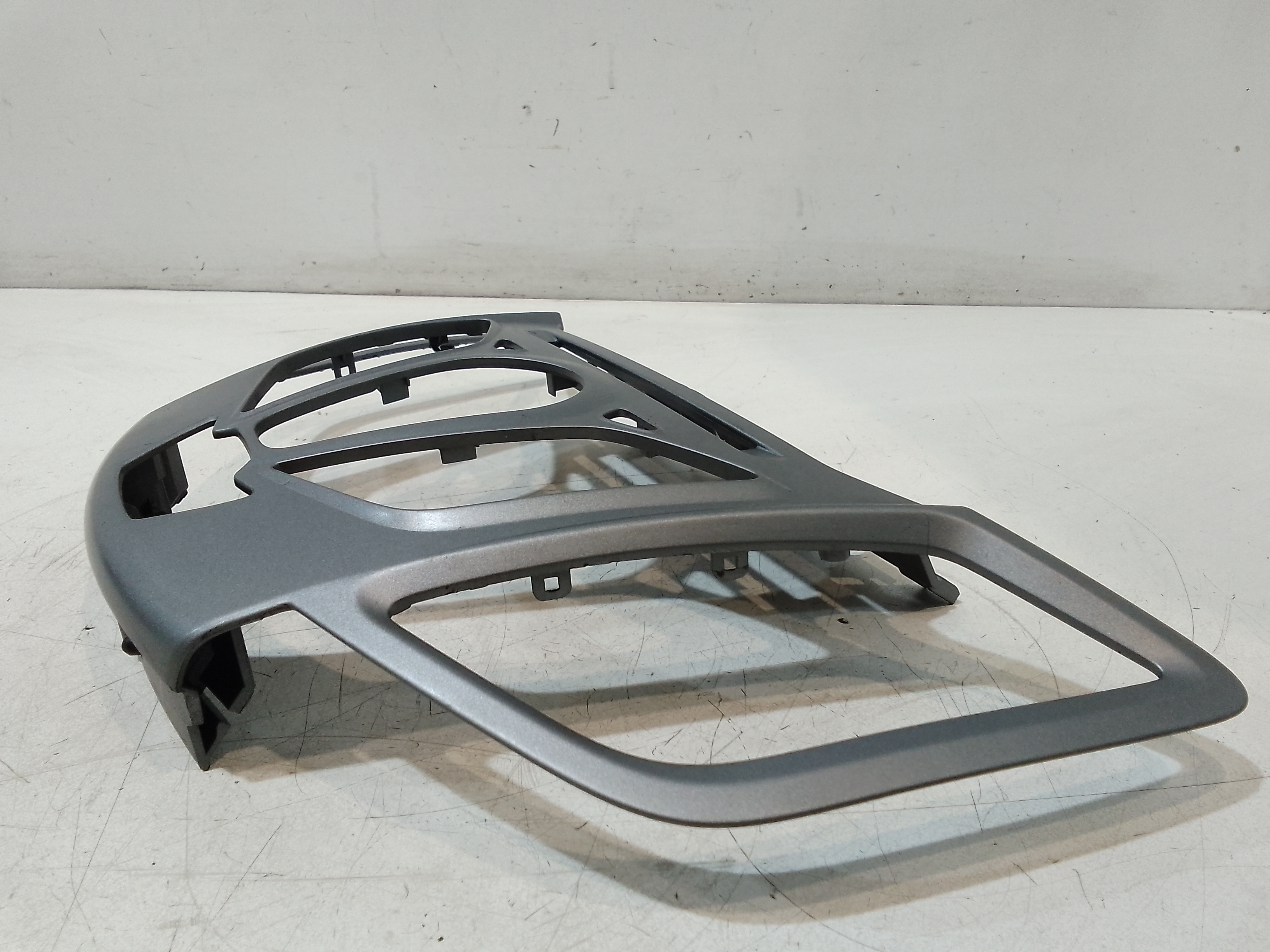 Modanatura Centrale Cruscotto per Ford Fiesta 6 Serie (2008 - 2017)