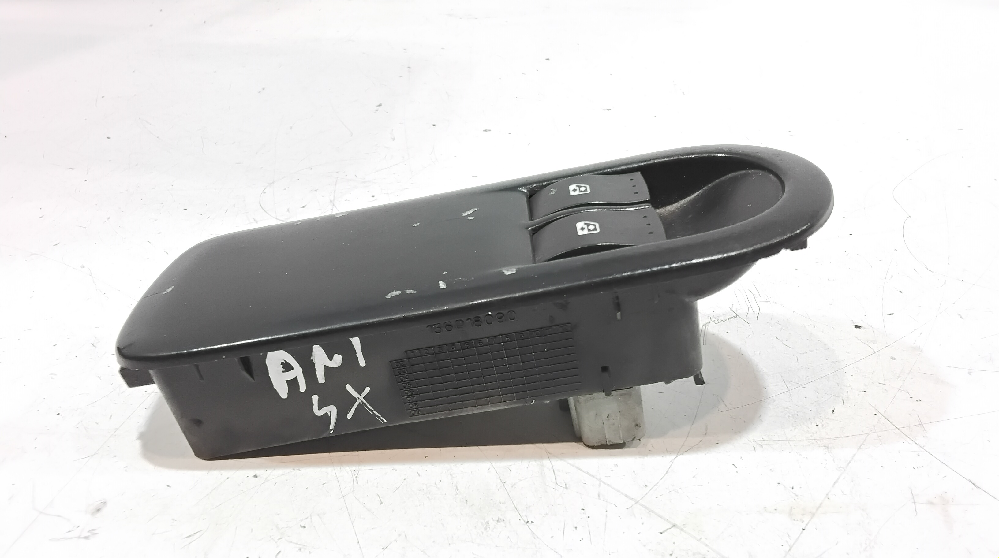 Pulsantiera anteriore sinistra Guida per Renault Megane Ll Grand Tour  (02>06) (2002 - 2006)