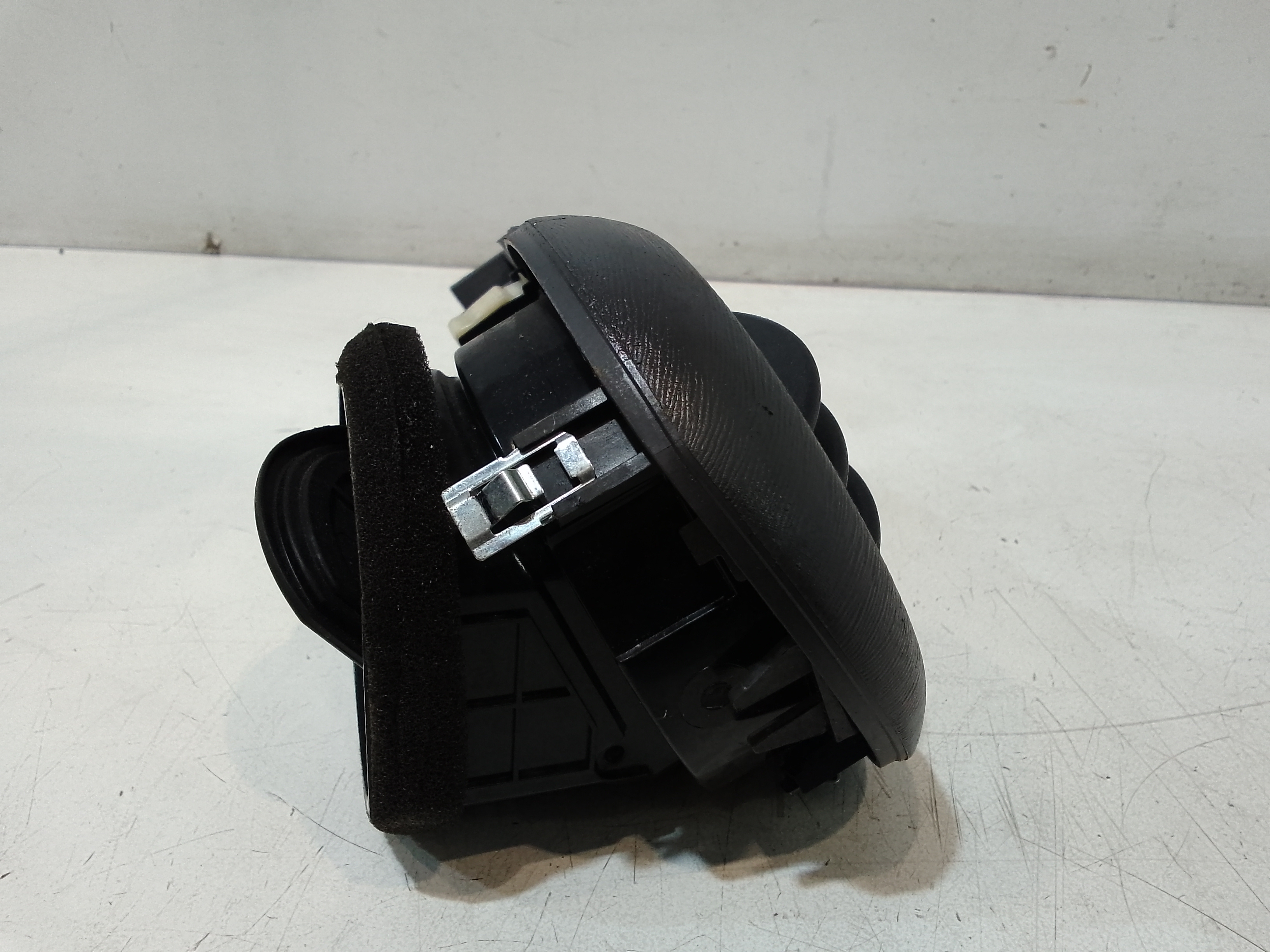 Bocchetta aria cruscotto lato guida per Hyundai I10 1 Serie (2007 - 2011)