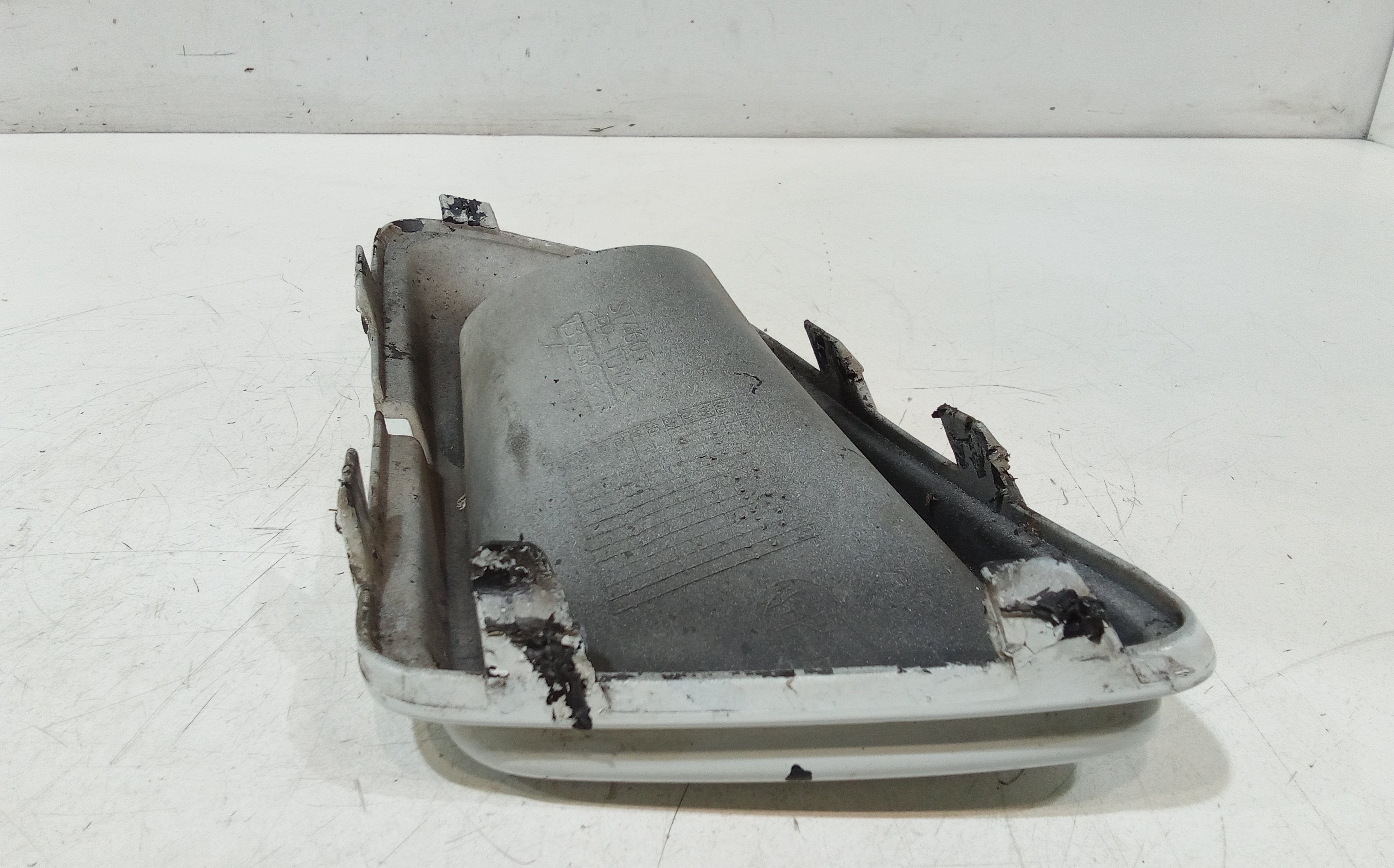 Coperchio fendinebbia sx per Lancia Ypsilon 2 Serie (2006 - 2010)