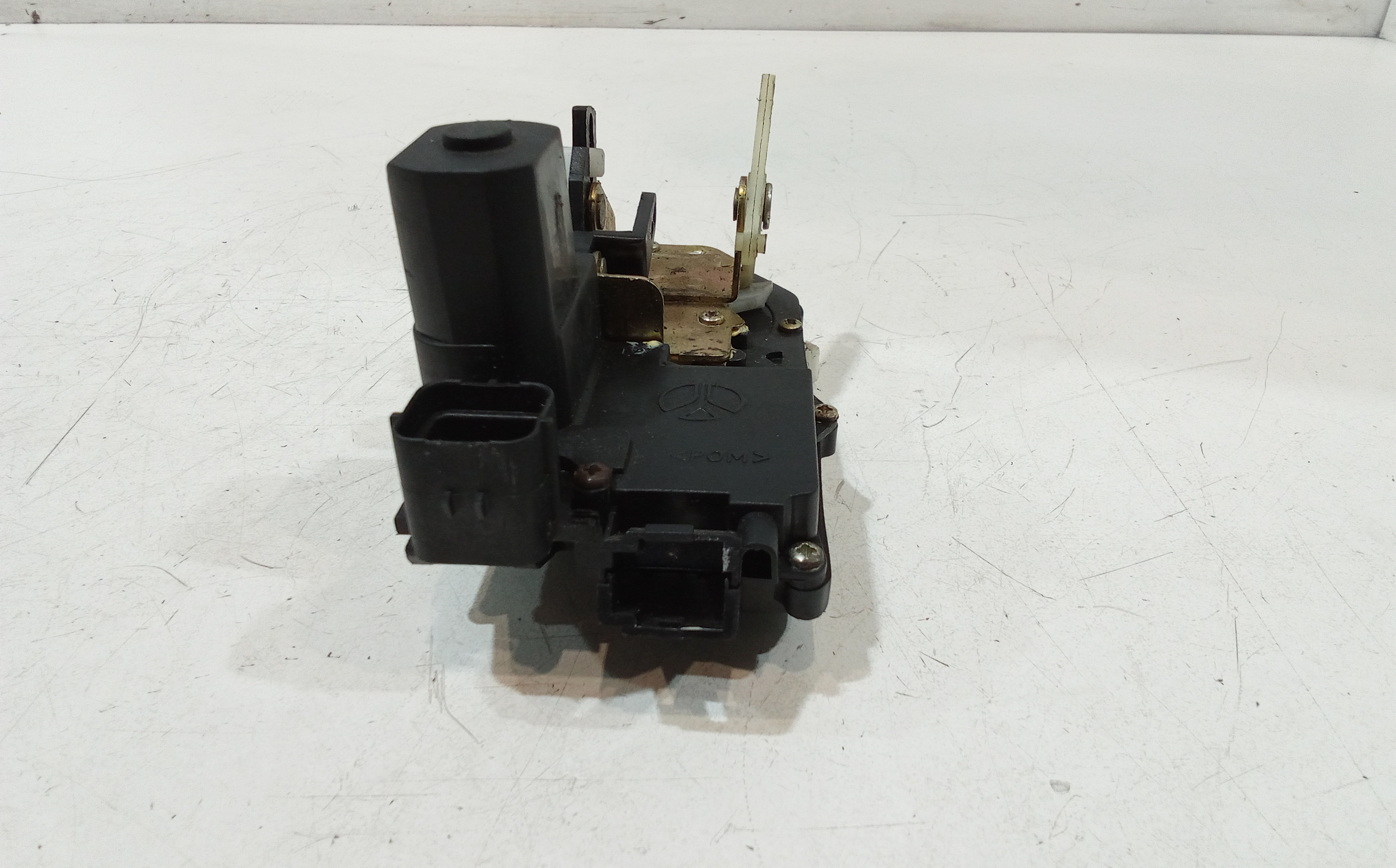 Serratura Anteriore Sinistra per Rover 820 (1994 - 1999)