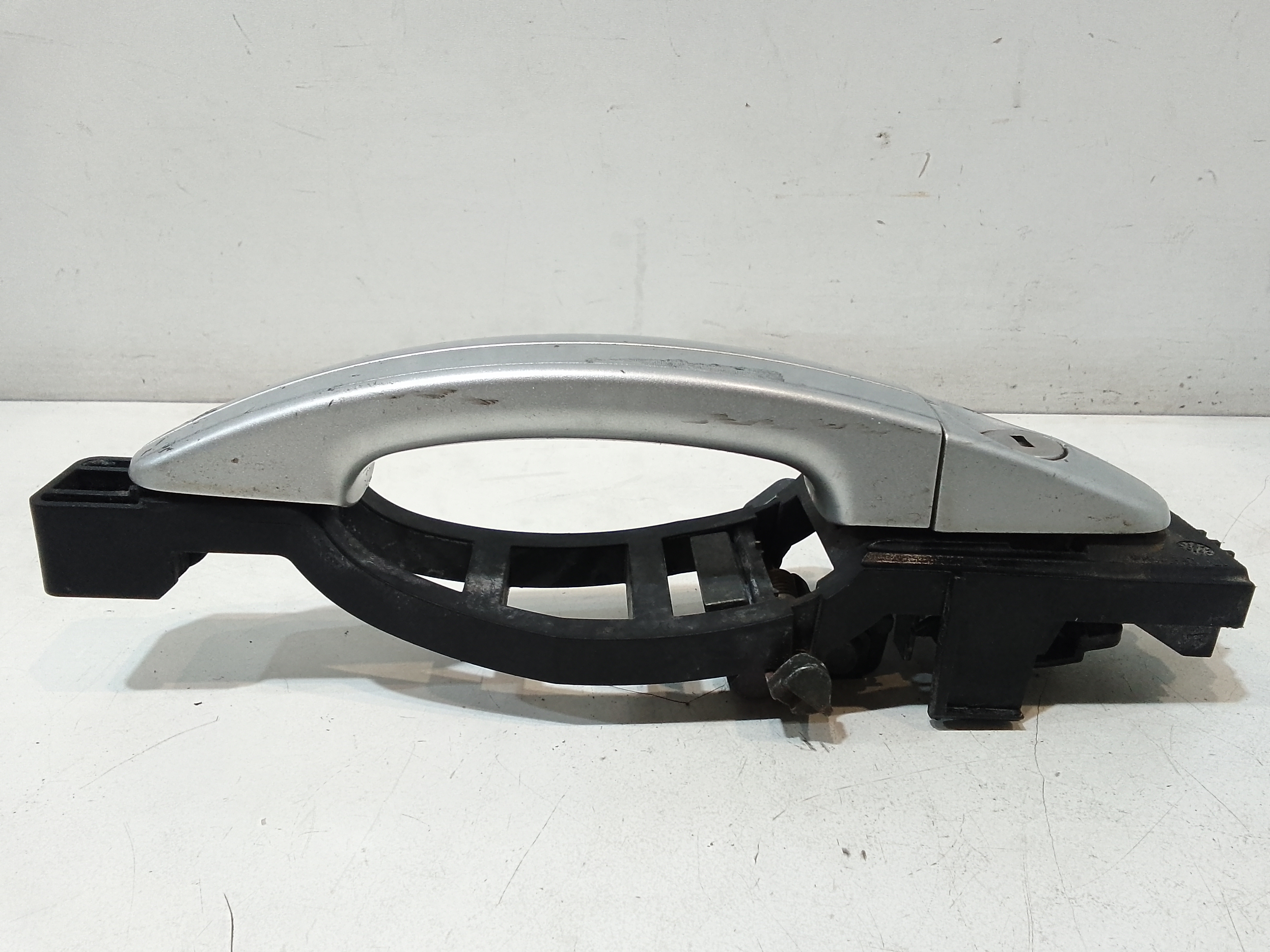 Maniglia esterna Anteriore Sinistra per Ford C - Max Serie (03>07) (2003 - 2007)