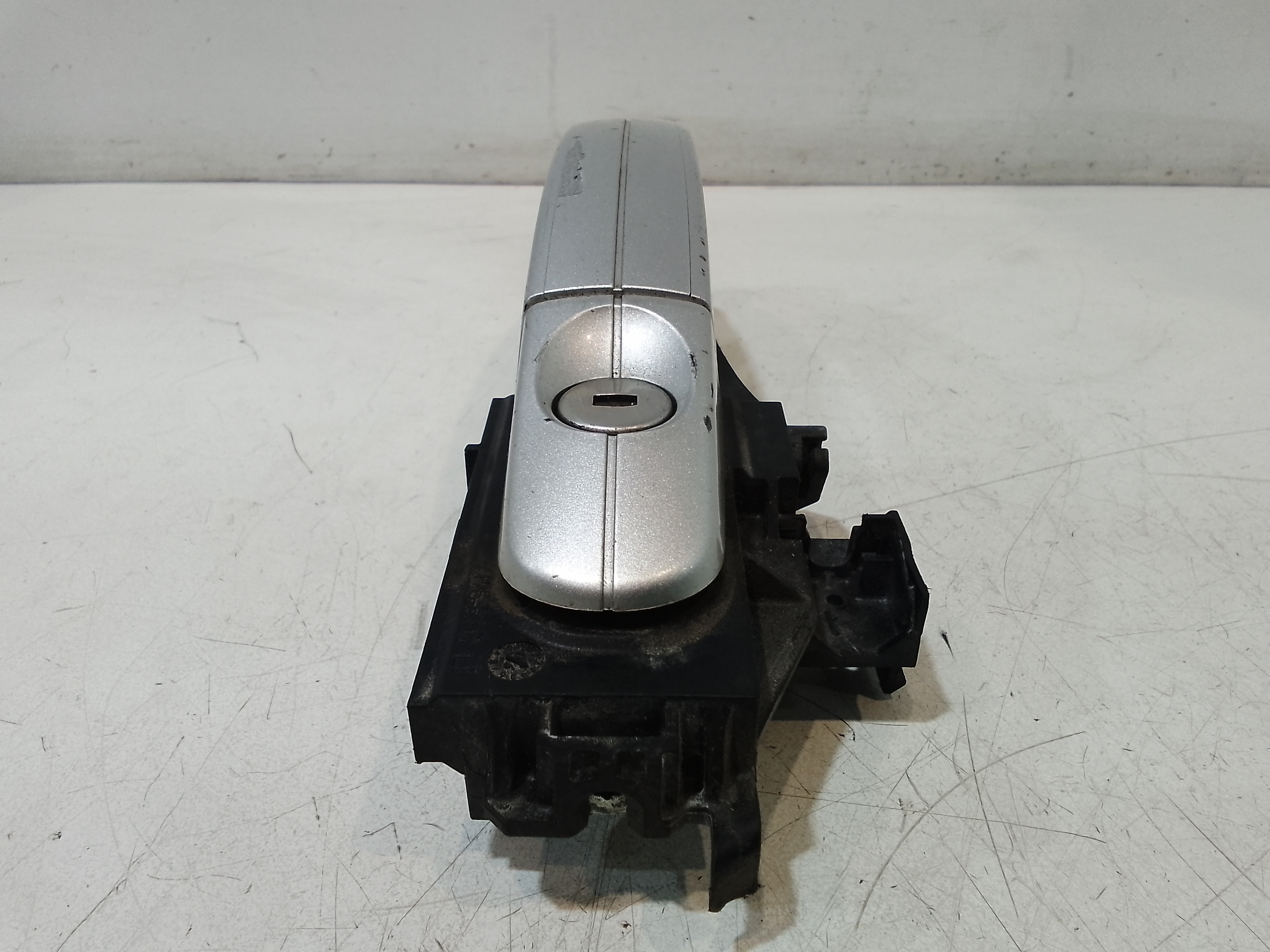 Maniglia esterna Anteriore Sinistra per Ford C - Max Serie (03>07) (2003 - 2007)