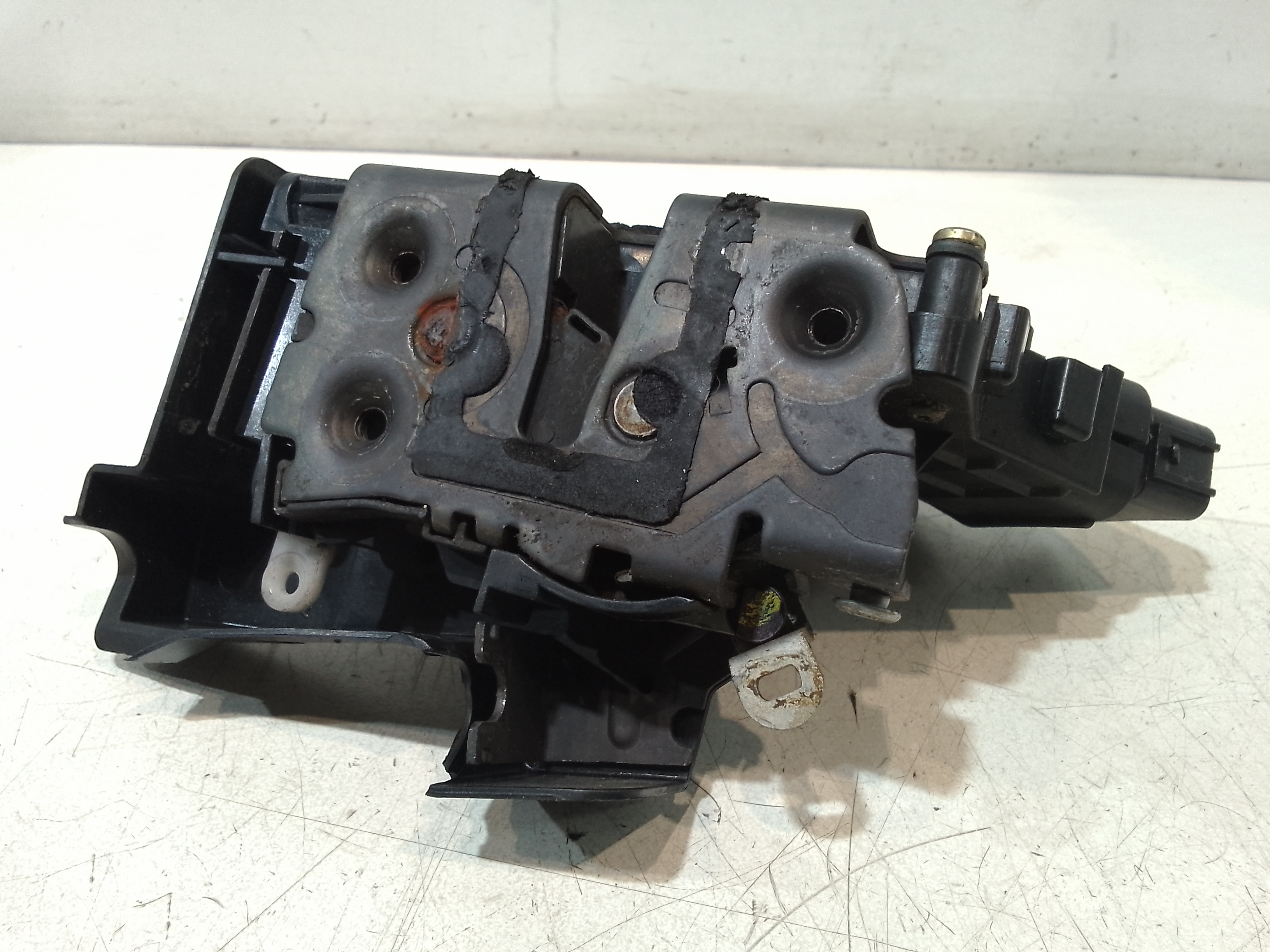 Serratura Anteriore Sinistra per Ford C - Max Serie (03>07) (2003 - 2007)