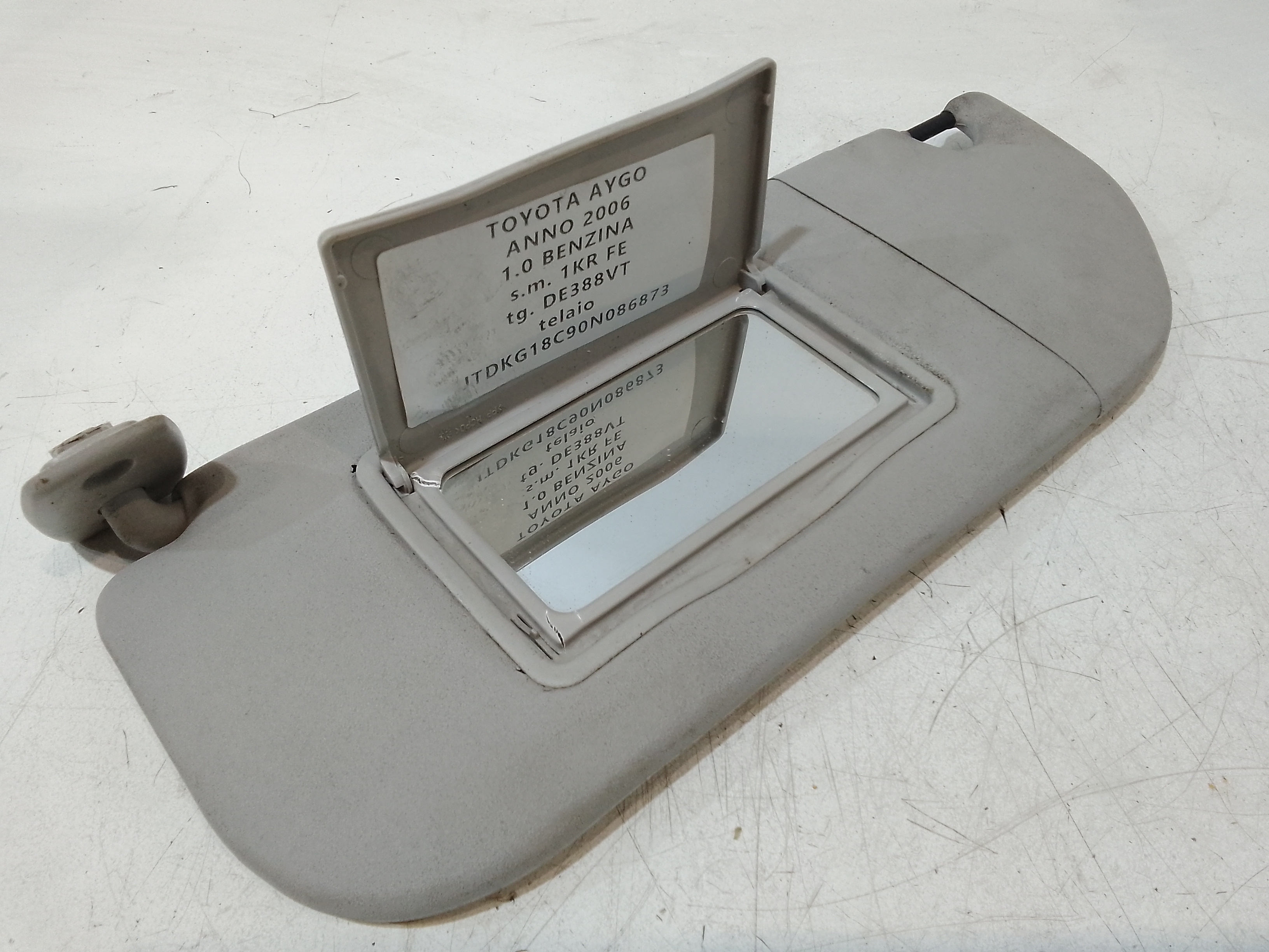 Parasole aletta anteriore Lato Guida per Toyota Aygo 1 Serie (2005 - 2008)