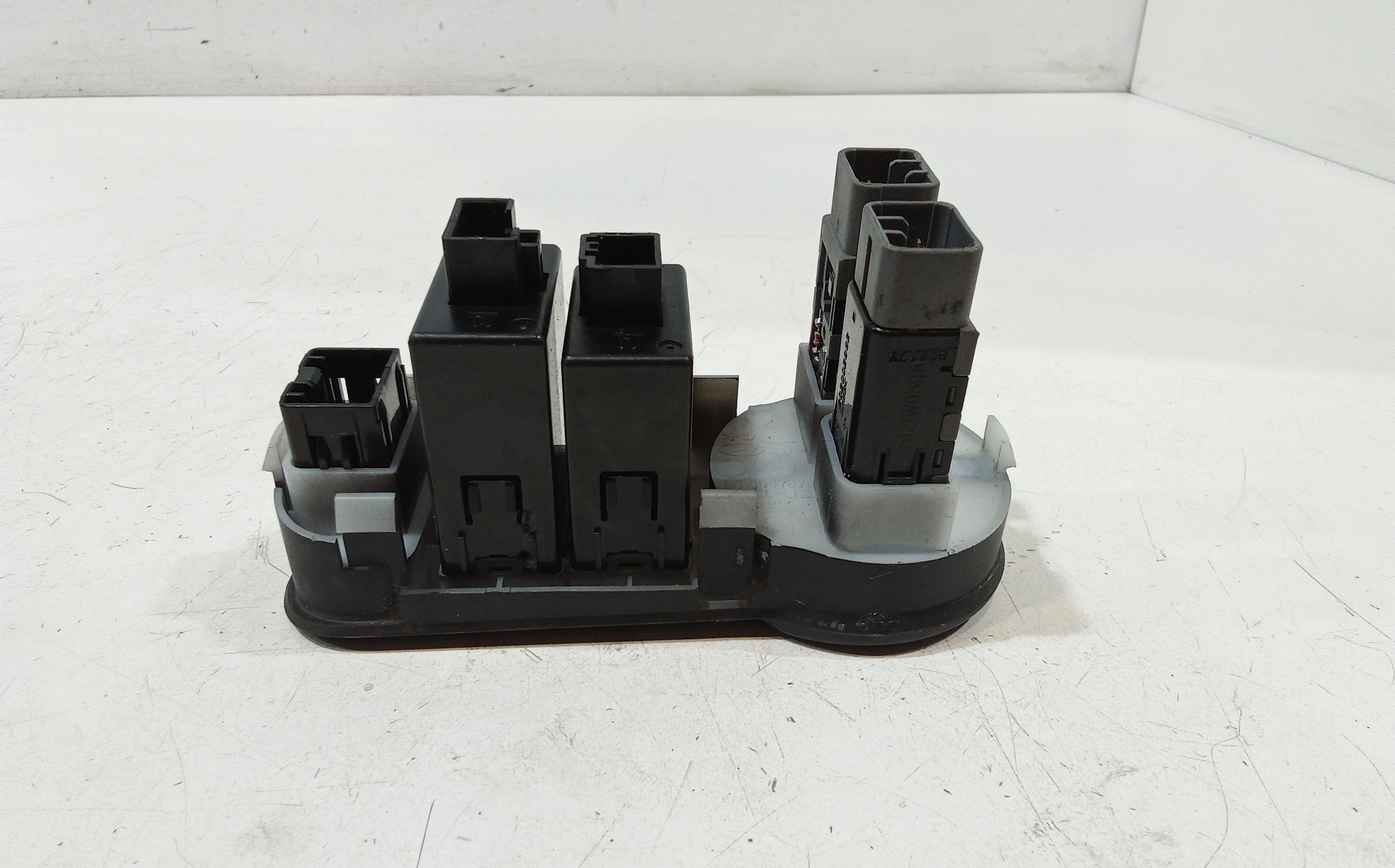 Interruttore comando luci per Hyundai I10 1 Serie (2007 - 2011)