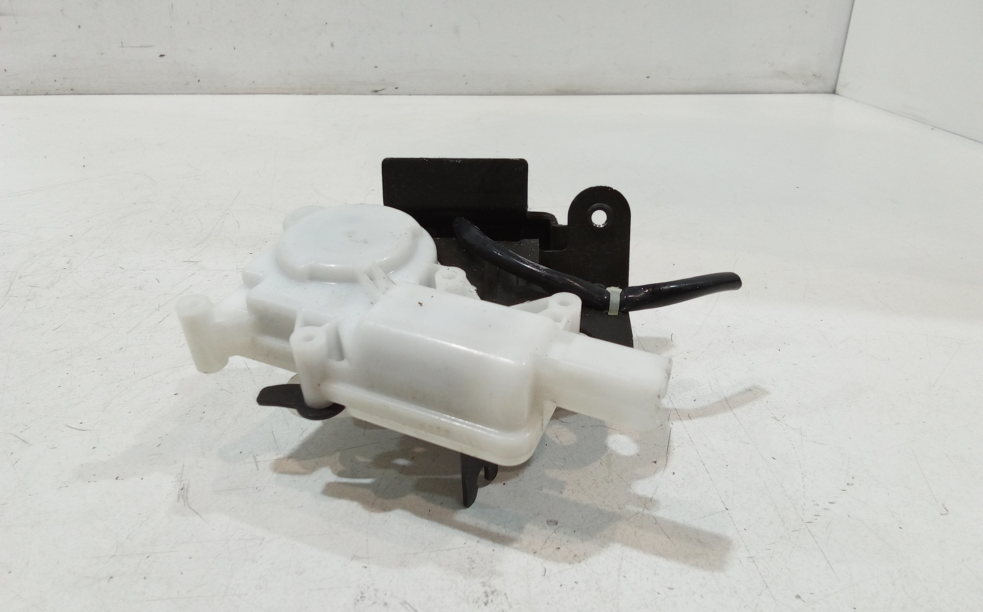 Serratura Cofano Posteriore per Mazda 3 Berlina Serie (03>09) (2003 - 2009)