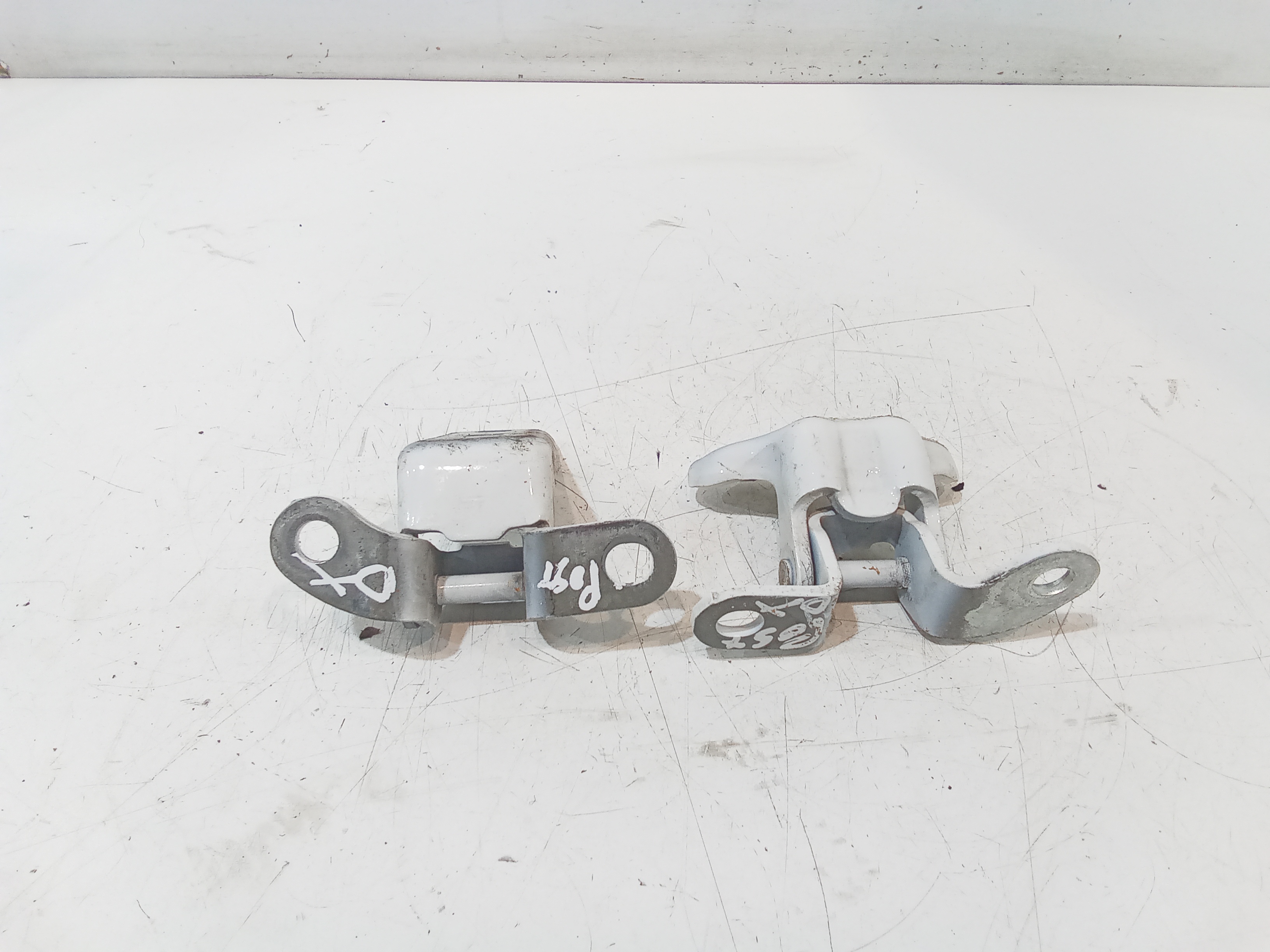 Coppia cerniere porta posteriore DX per Toyota Aygo 3 Serie (2015 - In produzione)