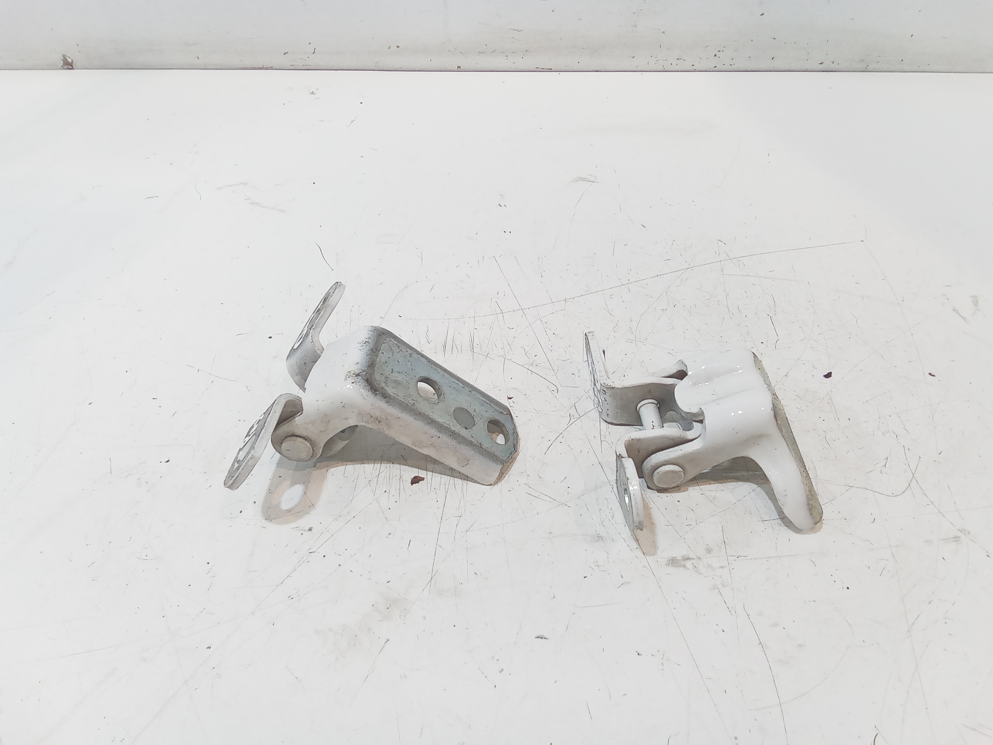 Coppia cerniere porta posteriore DX per Toyota Aygo 3 Serie (2015 - In produzione)