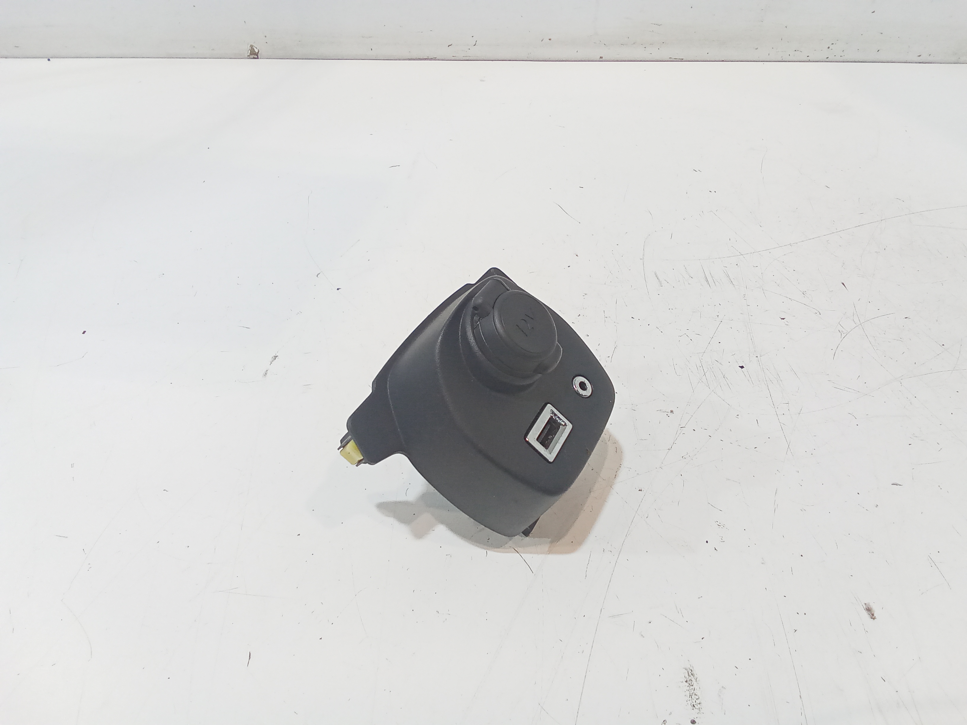 Porta USB per Toyota Aygo 3 Serie (2015 - In produzione)
