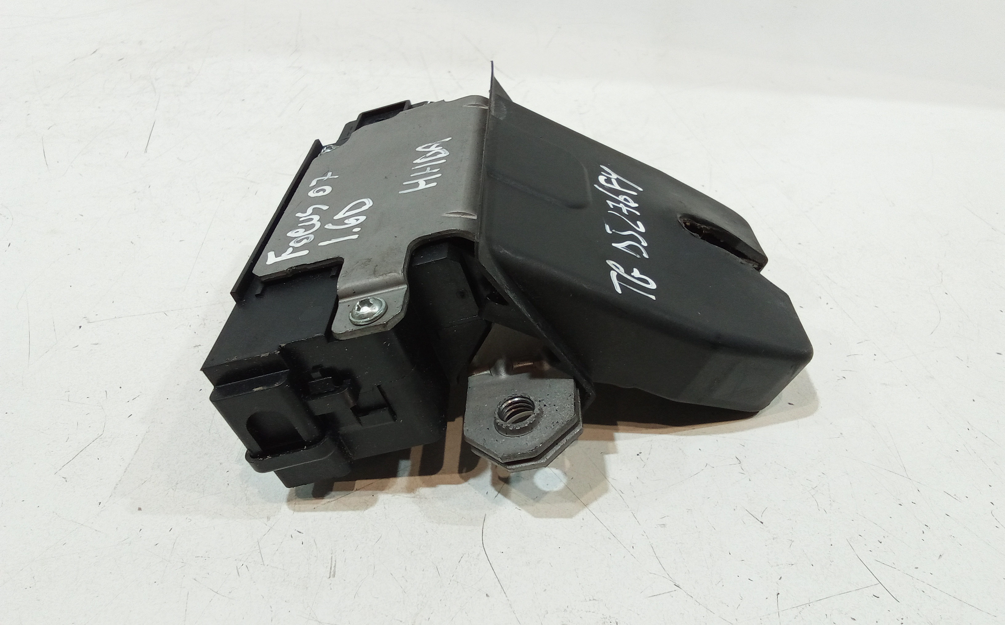 Serratura Cofano Posteriore per Ford Focus Berlina 3 Serie (2004 - 2008)