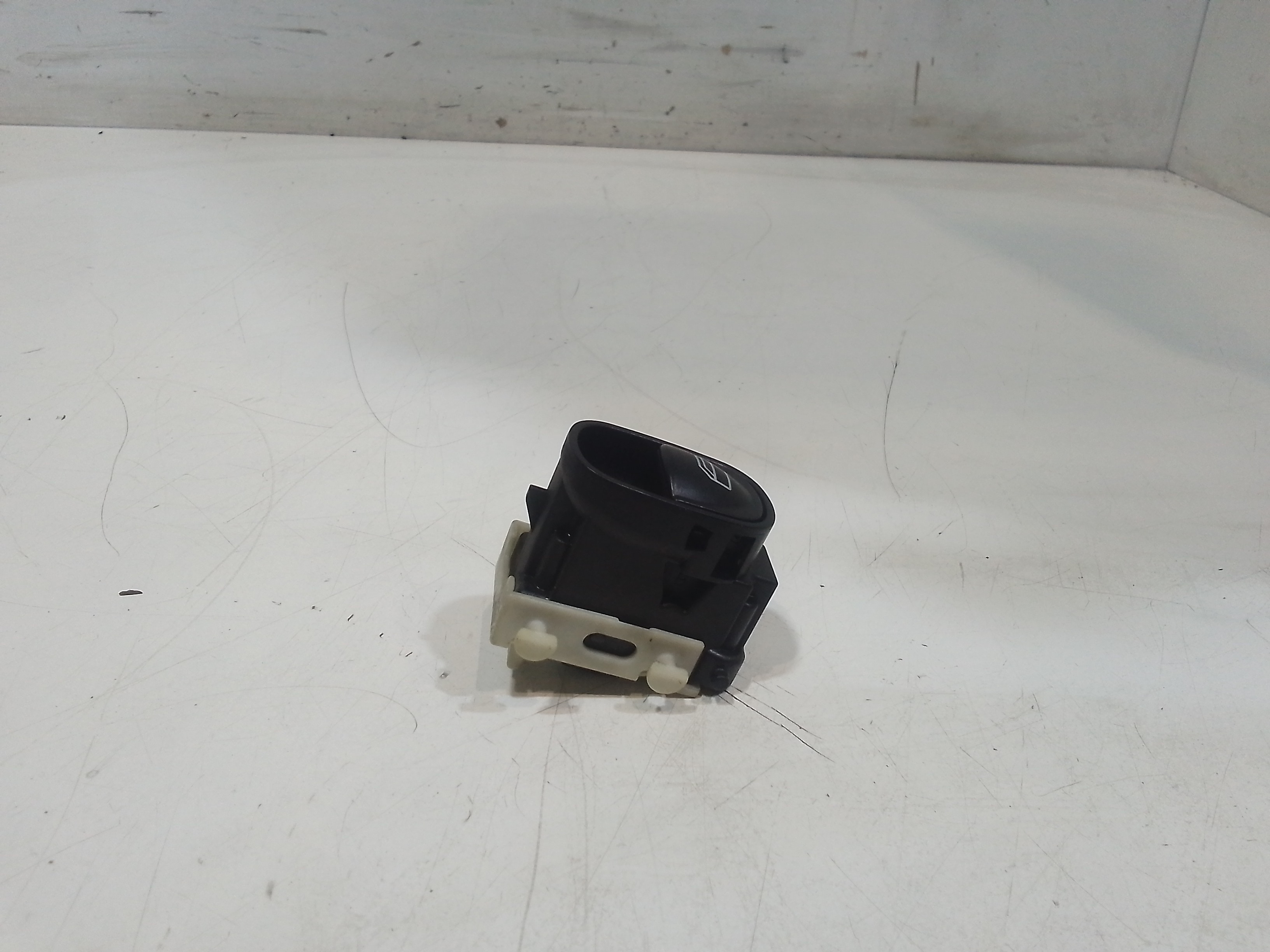 Pulsantiera Posteriore Destra per Mercedes Classe C Berlina W203 (2000 - 2004)