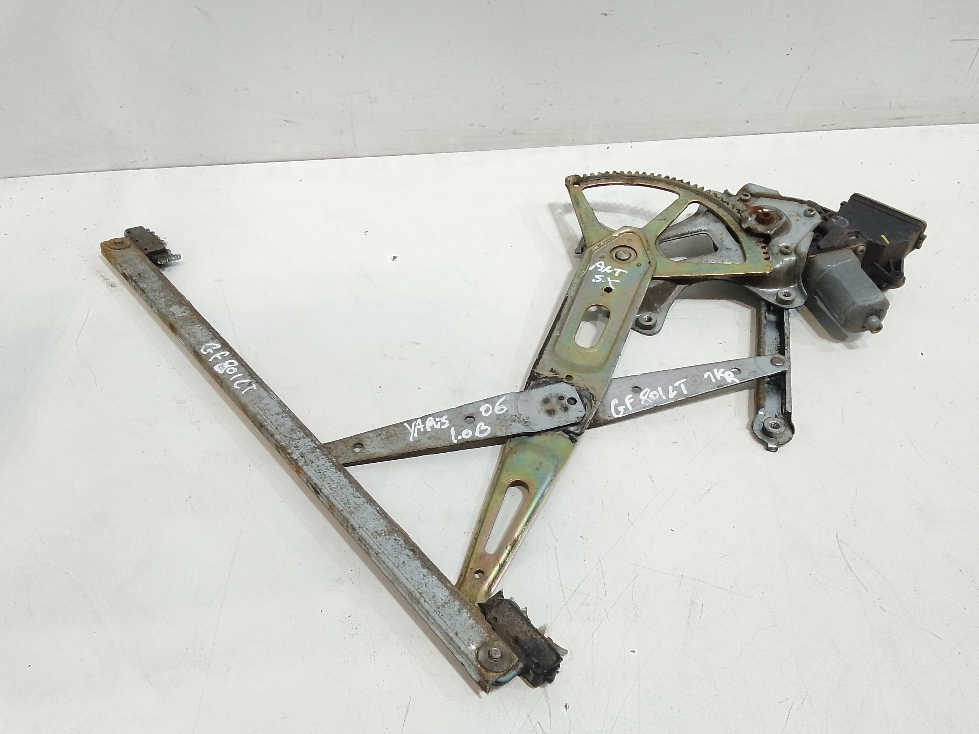 Cremagliera anteriore sinistra Guida per Toyota Yaris Serie (05>08) (2005 - 2008)