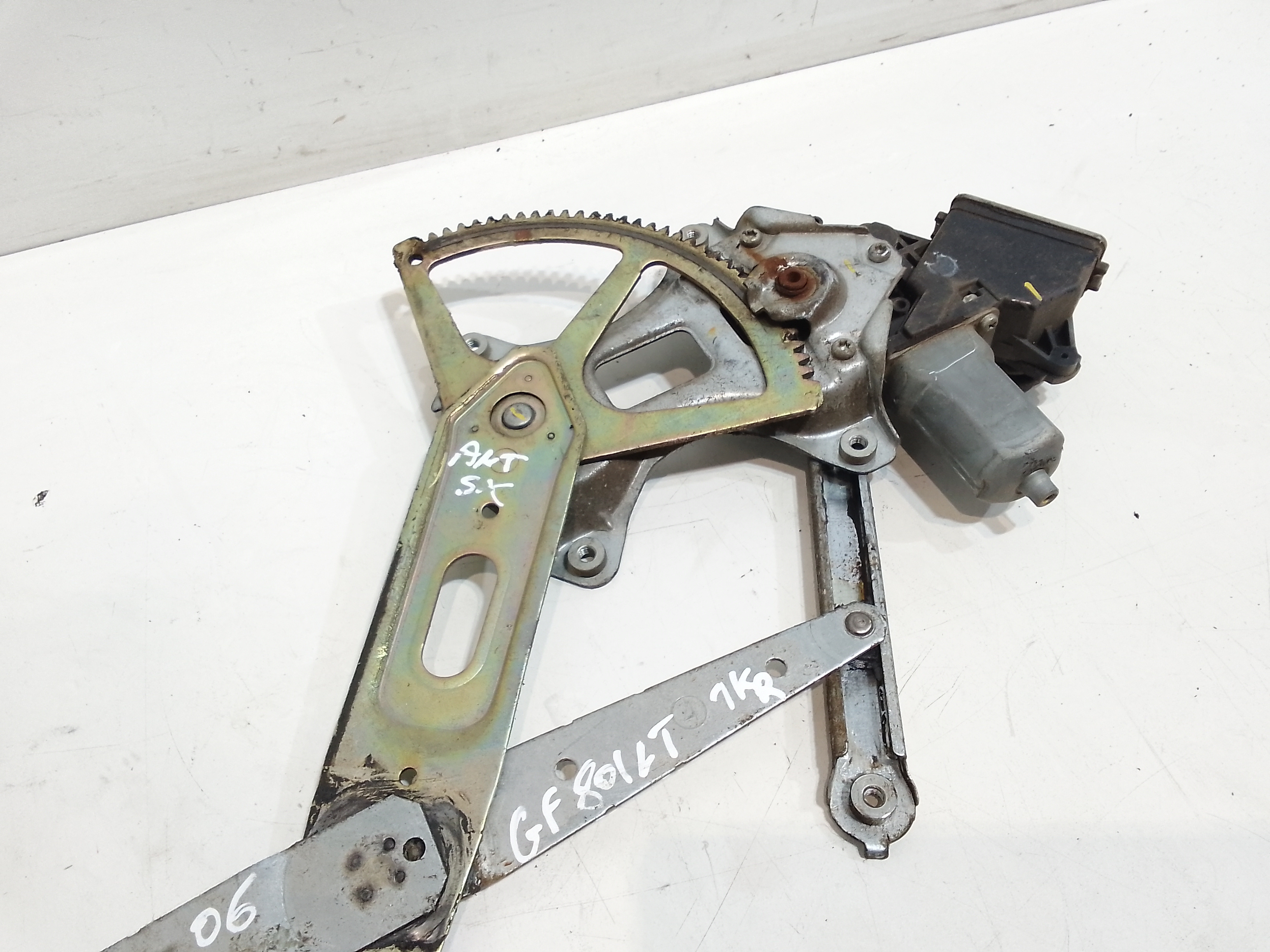 Cremagliera anteriore sinistra Guida per Toyota Yaris Serie (05>08) (2005 - 2008)