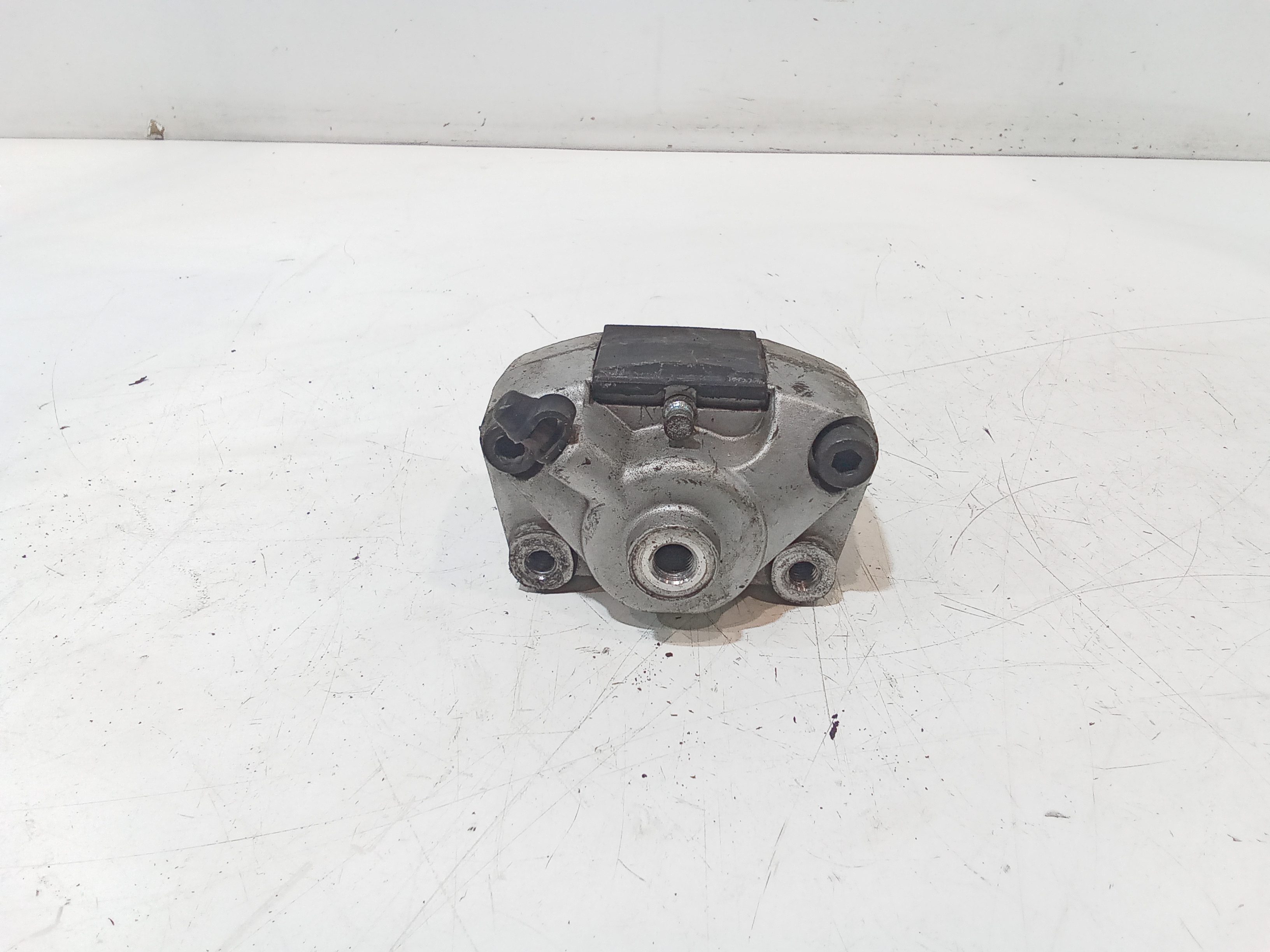 Pinza freno posteriore per Peugeot Tweet 50cc (13>) (2013 - In produzione)