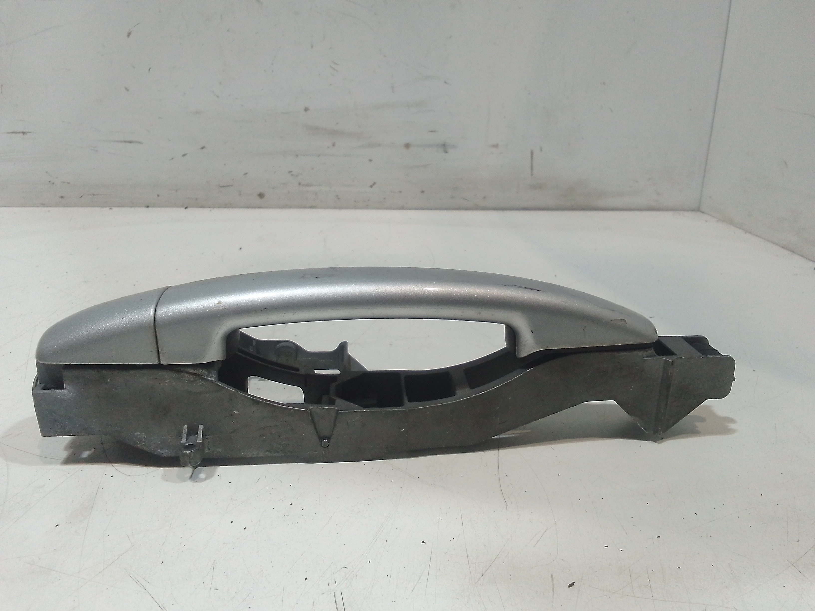 Maniglia esterna Posteriore Destra per Citroen C3 Serie (2009 - 2015)