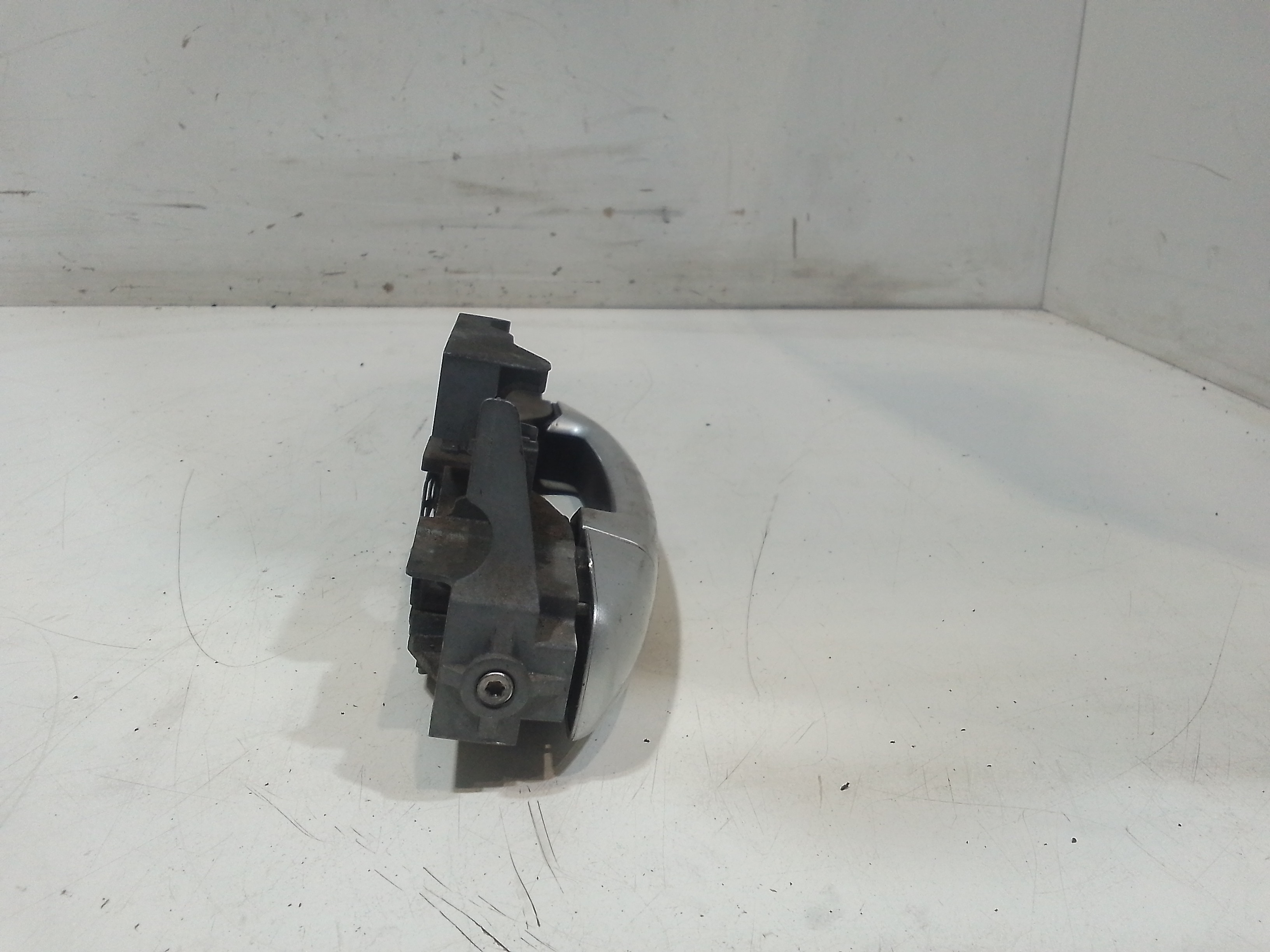 Maniglia esterna Posteriore Destra per Citroen C3 Serie (2009 - 2015)