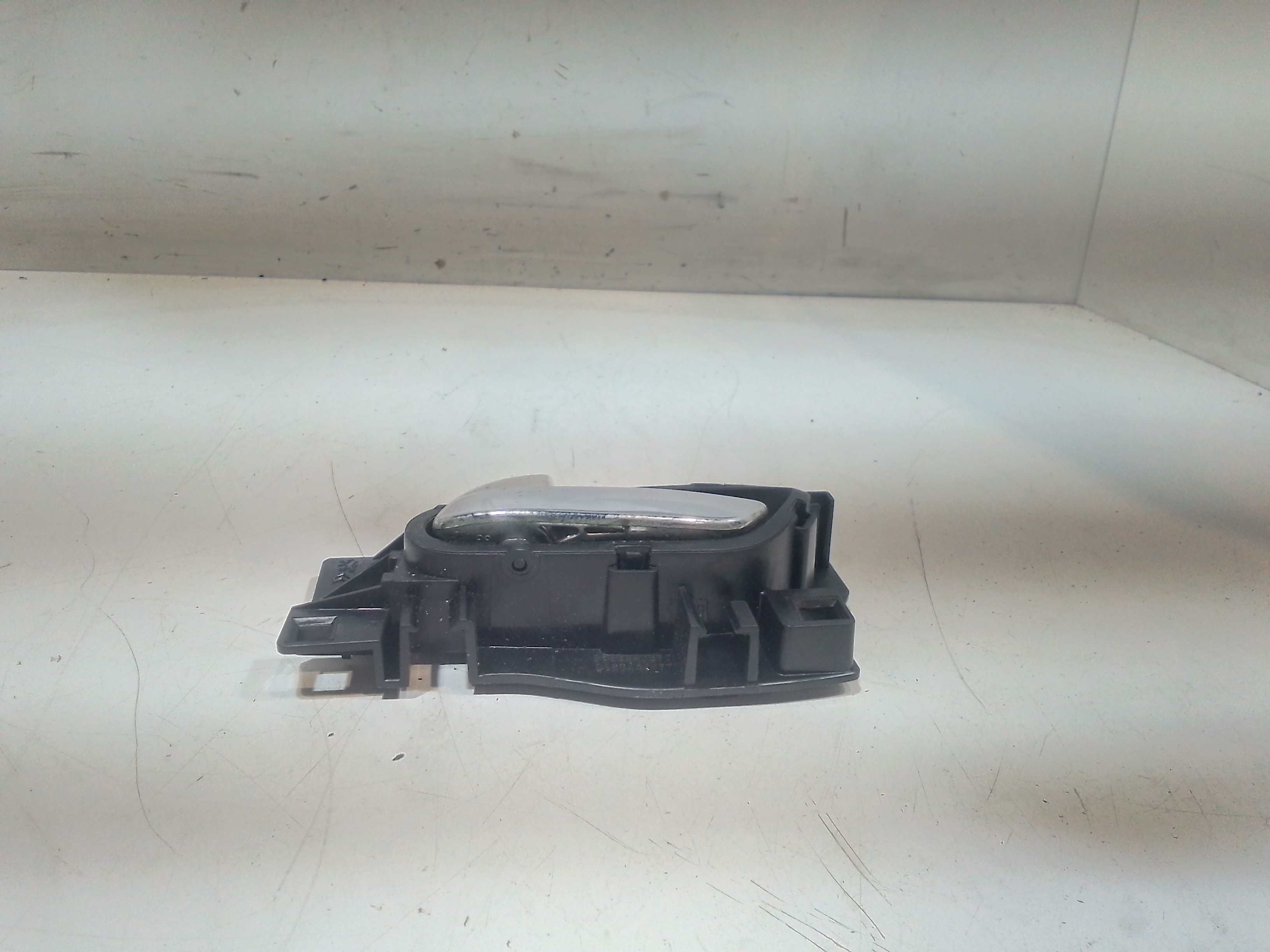 Maniglia interna Posteriore Sinistra per Citroen C3 Serie (2009 - 2015)