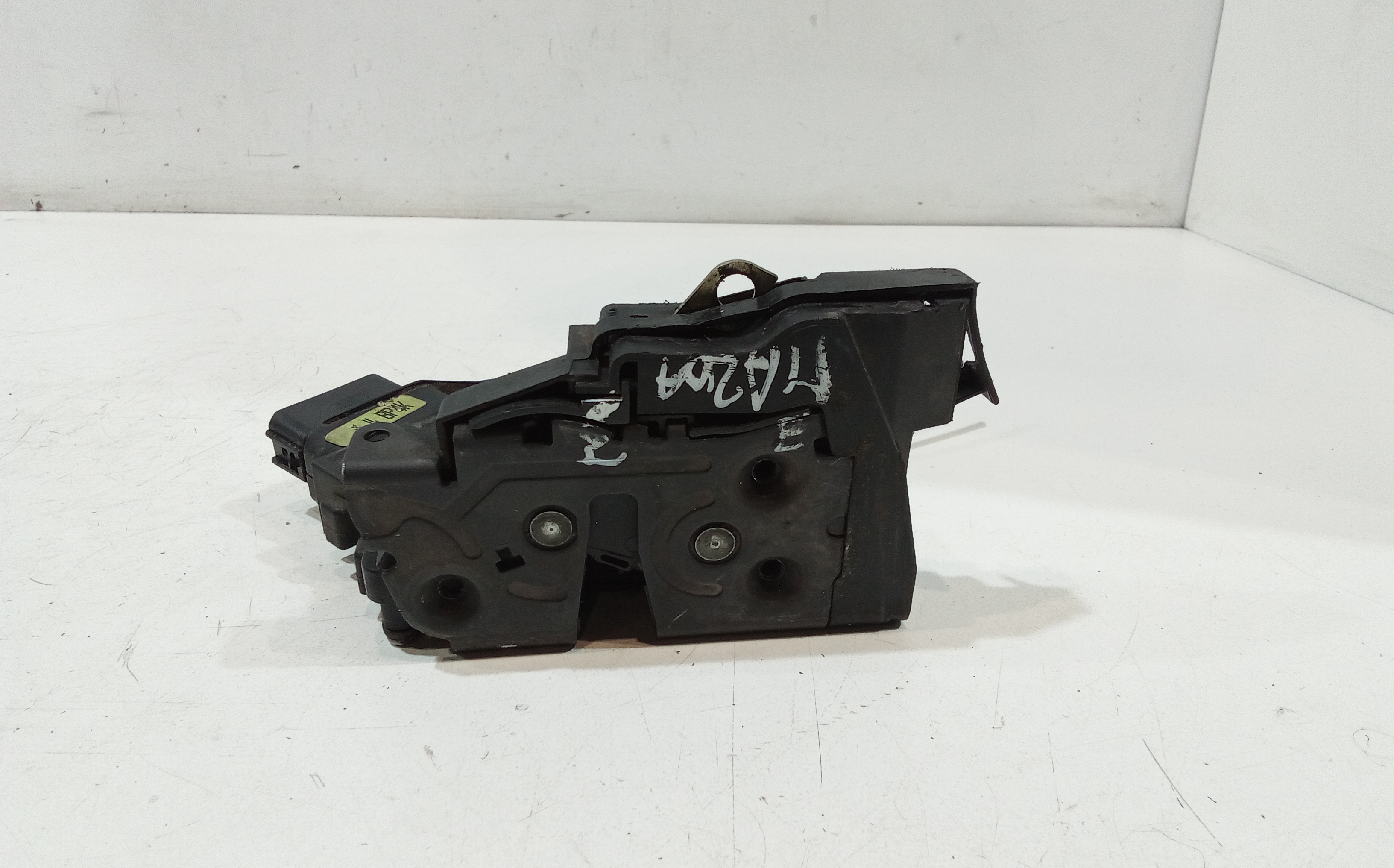 Serratura Anteriore Sinistra per Mazda 3 Berlina Serie (03>09) (2003 - 2009)