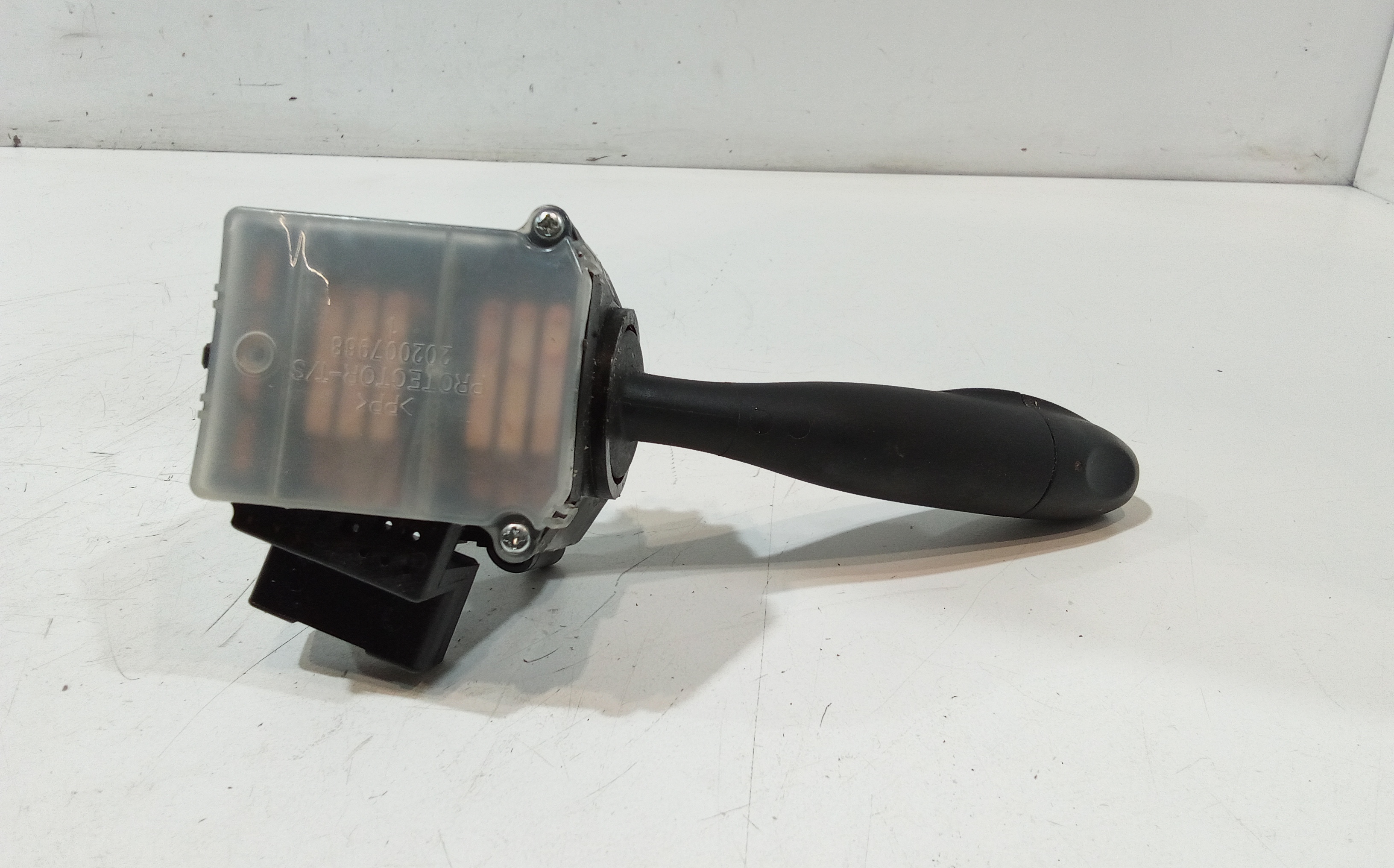 Devioluci sinistro per Hyundai I10 1 Serie (2007 - 2011)