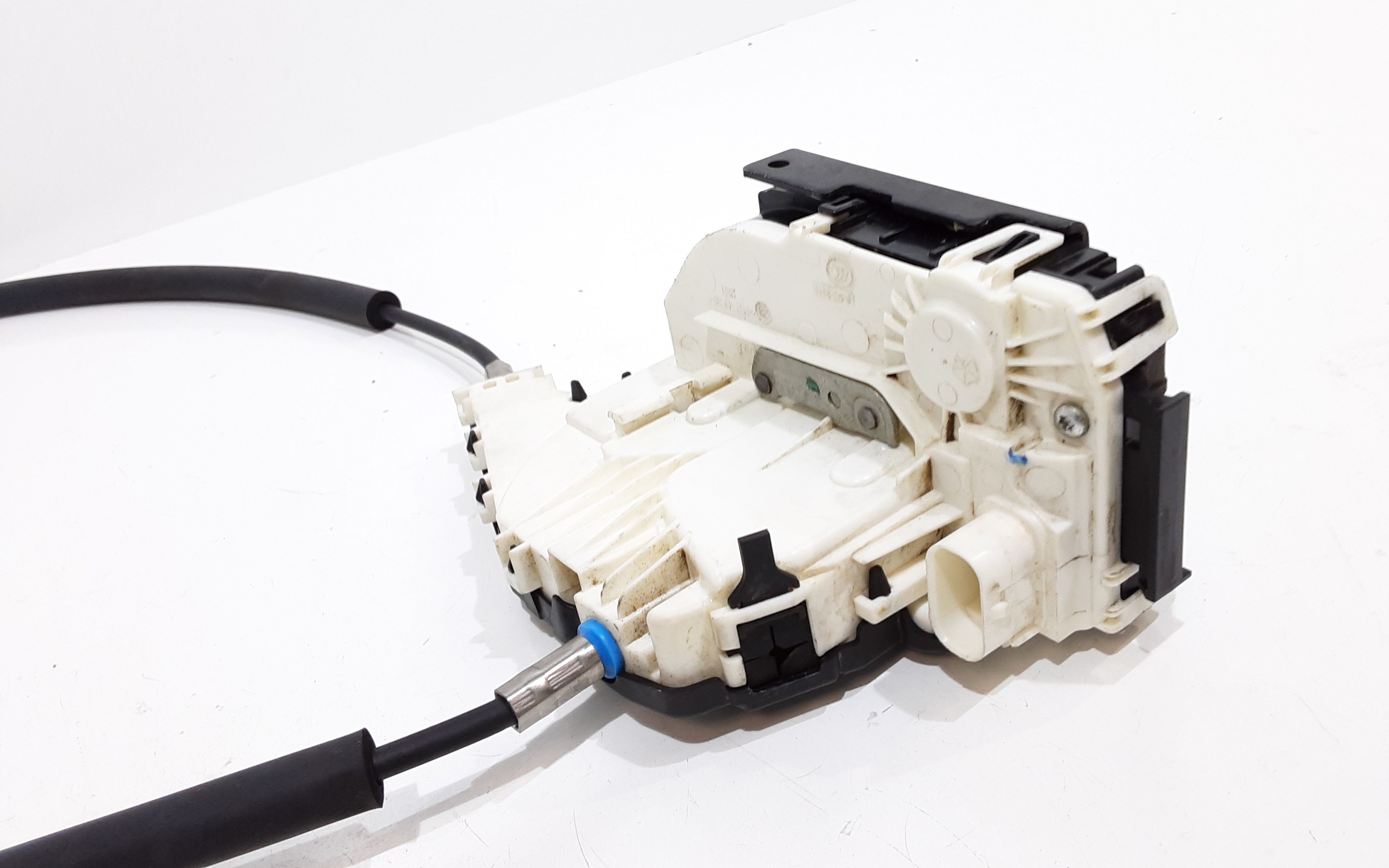 Serratura Anteriore Destra MASERATI Levante Serie (16>)