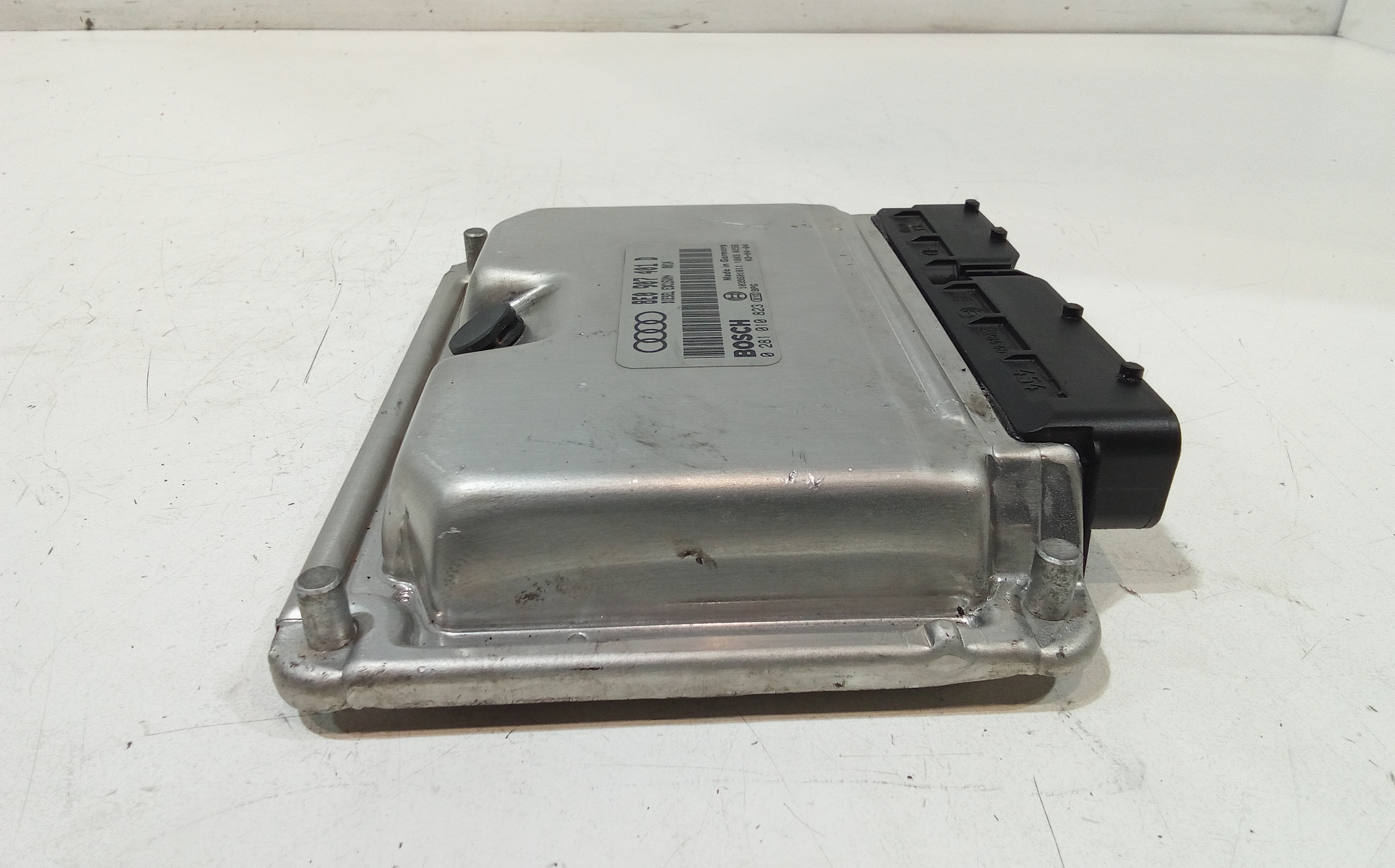 Centralina motore per Audi A4 Berlina (8e) (00>04) (2000 - 2004)