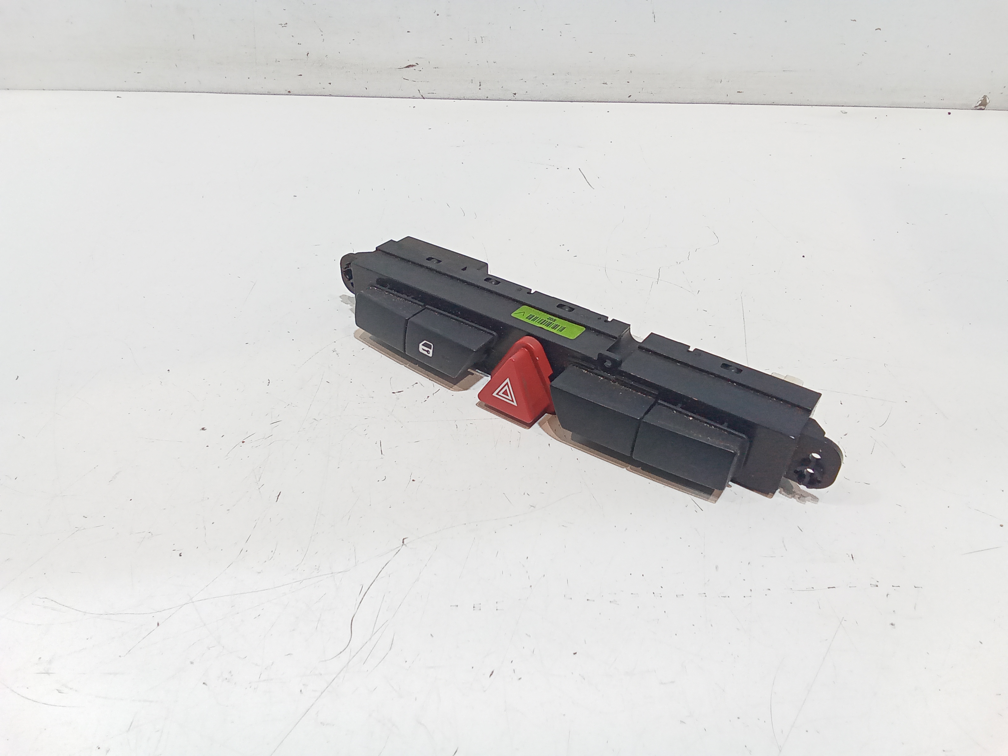 Pulsantiera Centrale per Kia Cee d 1 Serie (2006 - 2012)