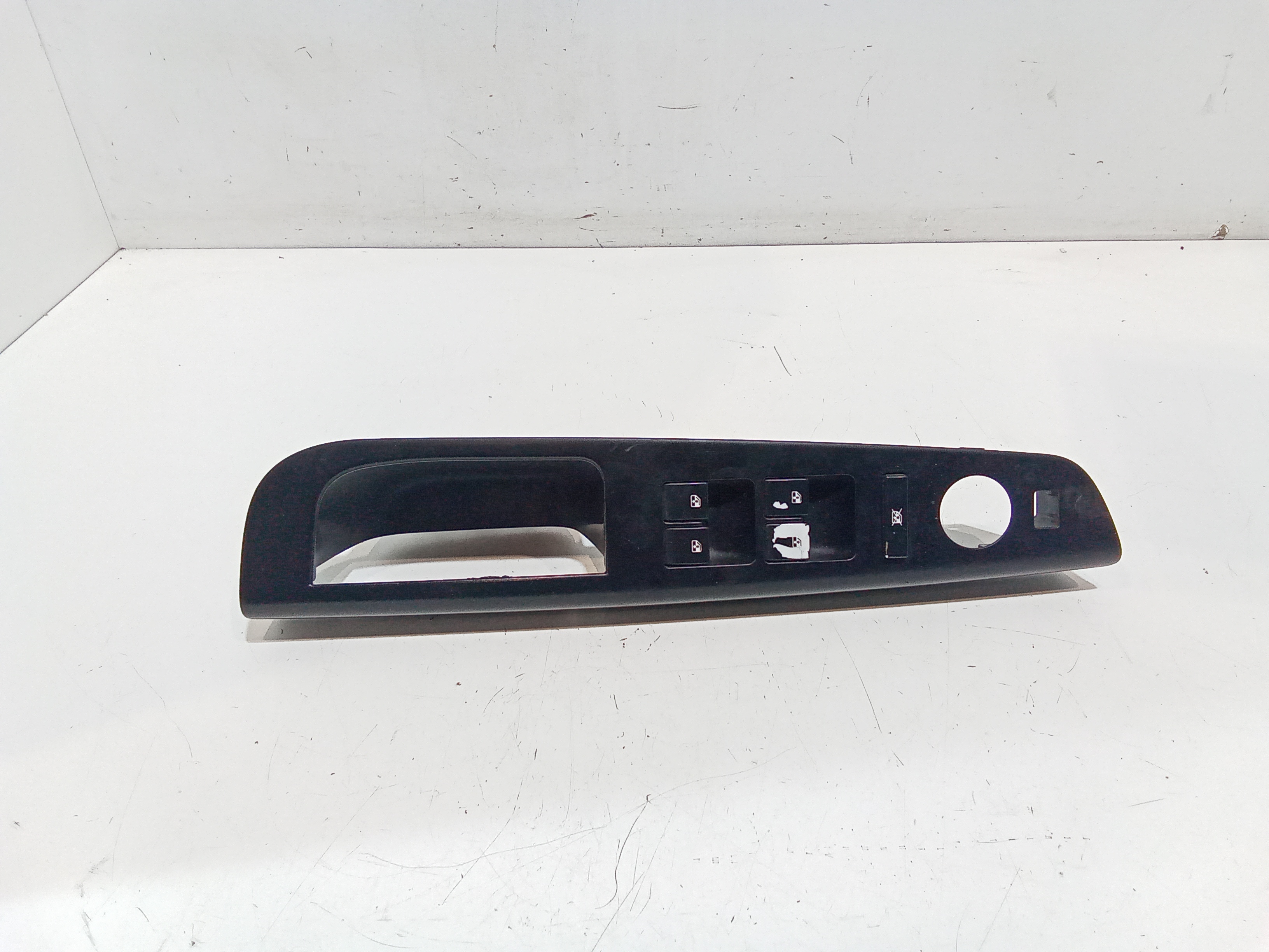 Pulsantiera anteriore sinistra Guida per Kia Cee d 1 Serie (2006 - 2012)