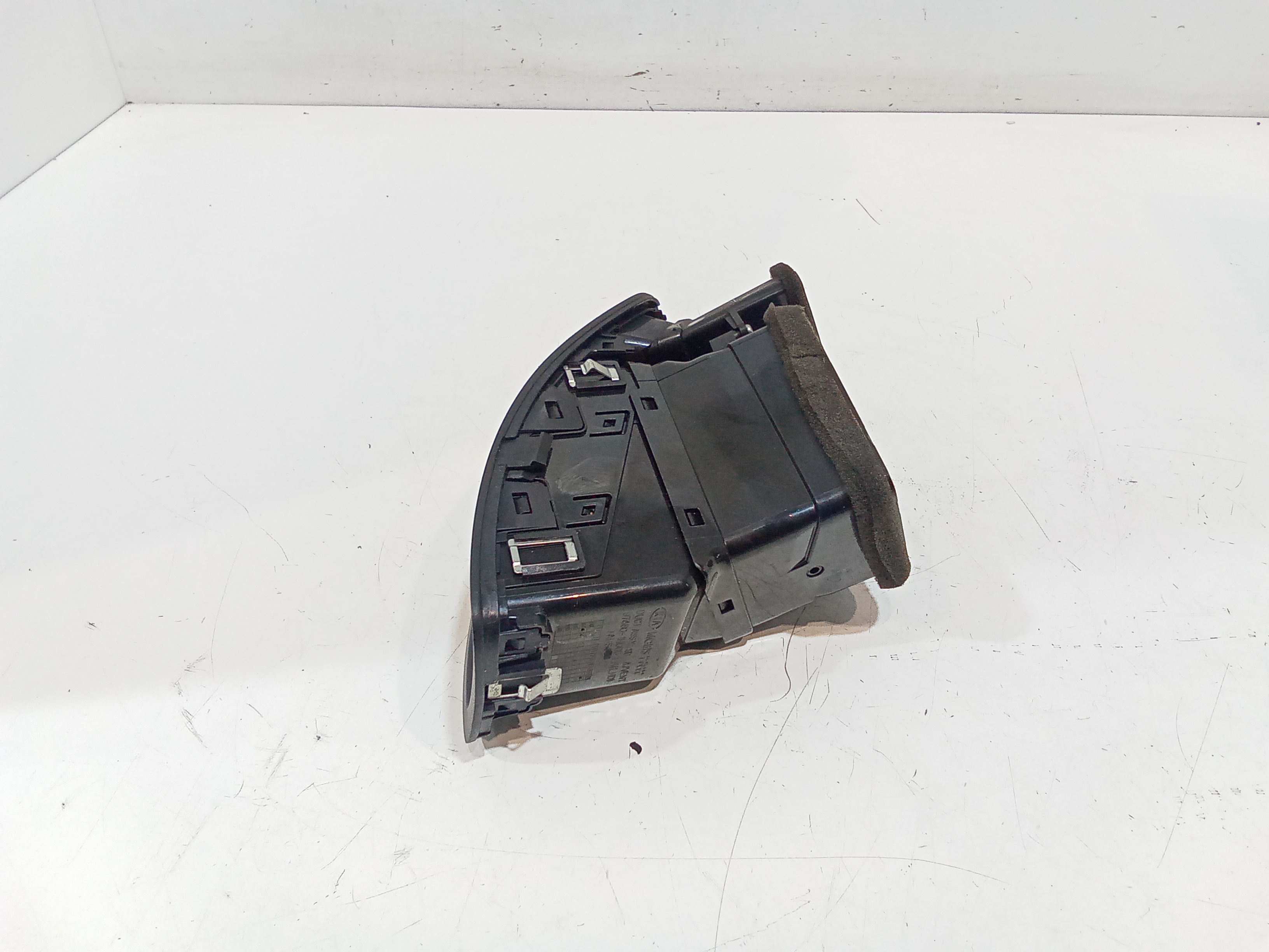 Bocchetta aria cruscotto lato guida per Kia Cee d 1 Serie (2006 - 2012)