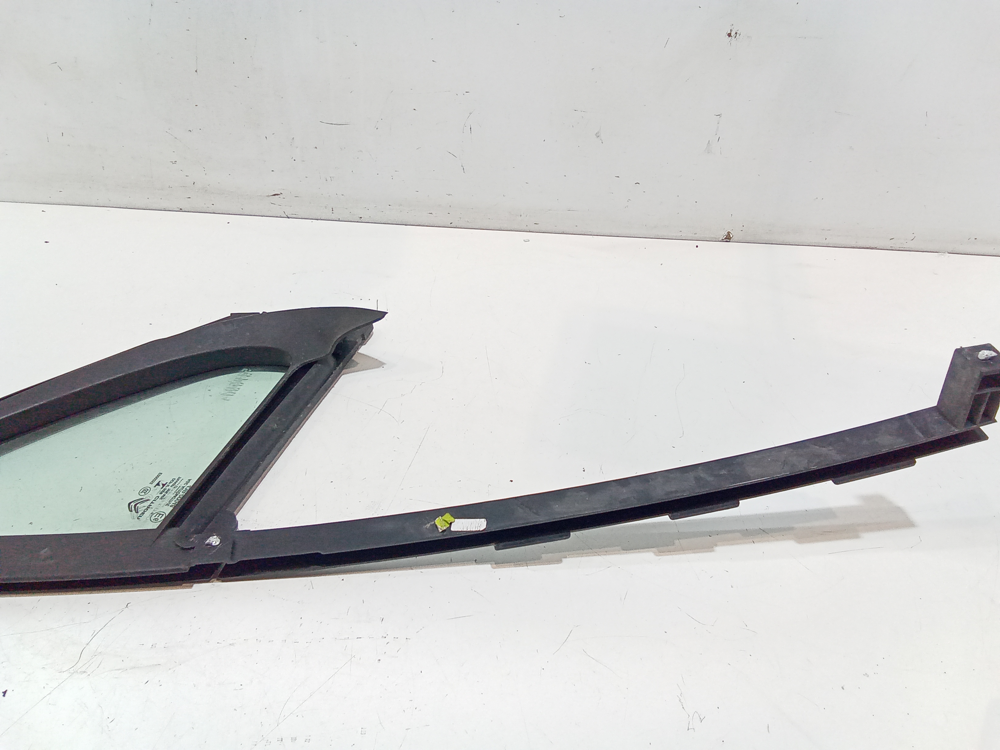 Deflettore ant SX per Citroen C3 Serie (16>) (2016 - In produzione)