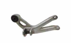 Staffa supporto pedalino posteriore destra per Yamaha YZF R6 (1999 - 2000)