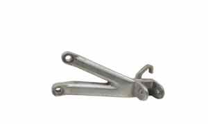 Staffa supporto pedalino posteriore sinistra per Yamaha YZF R6 (1999 - 2000)