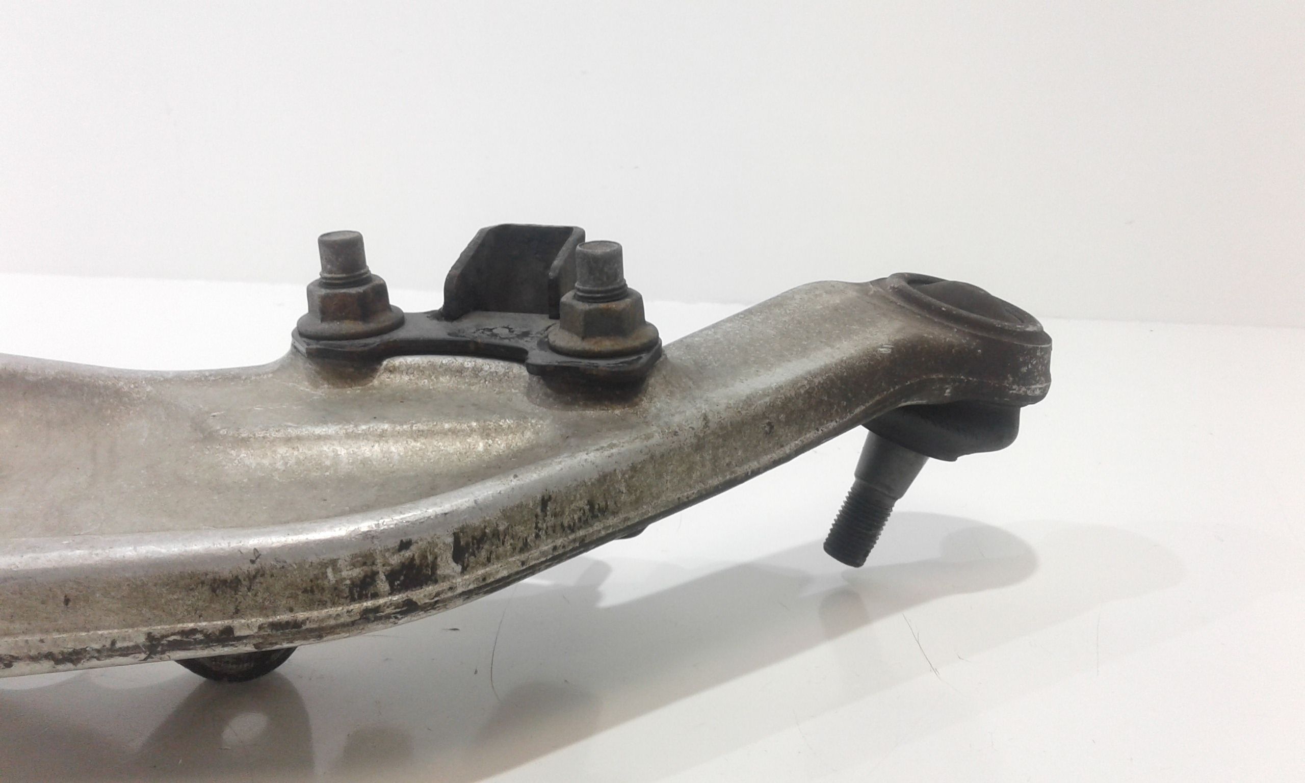 Braccio Oscillante anteriore destro NISSAN X-Trail 1 Serie