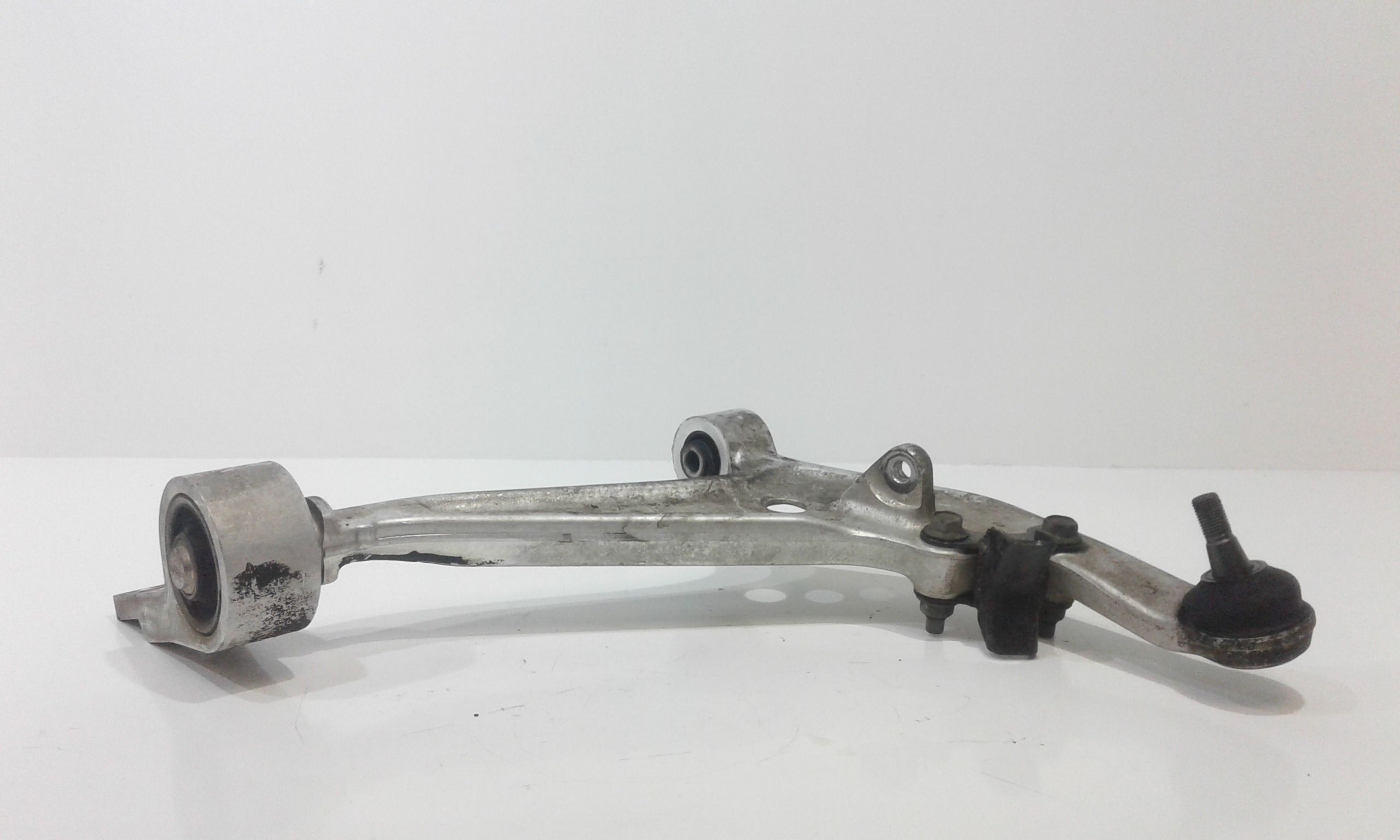 Braccio Oscillante anteriore destro NISSAN X-Trail 1 Serie