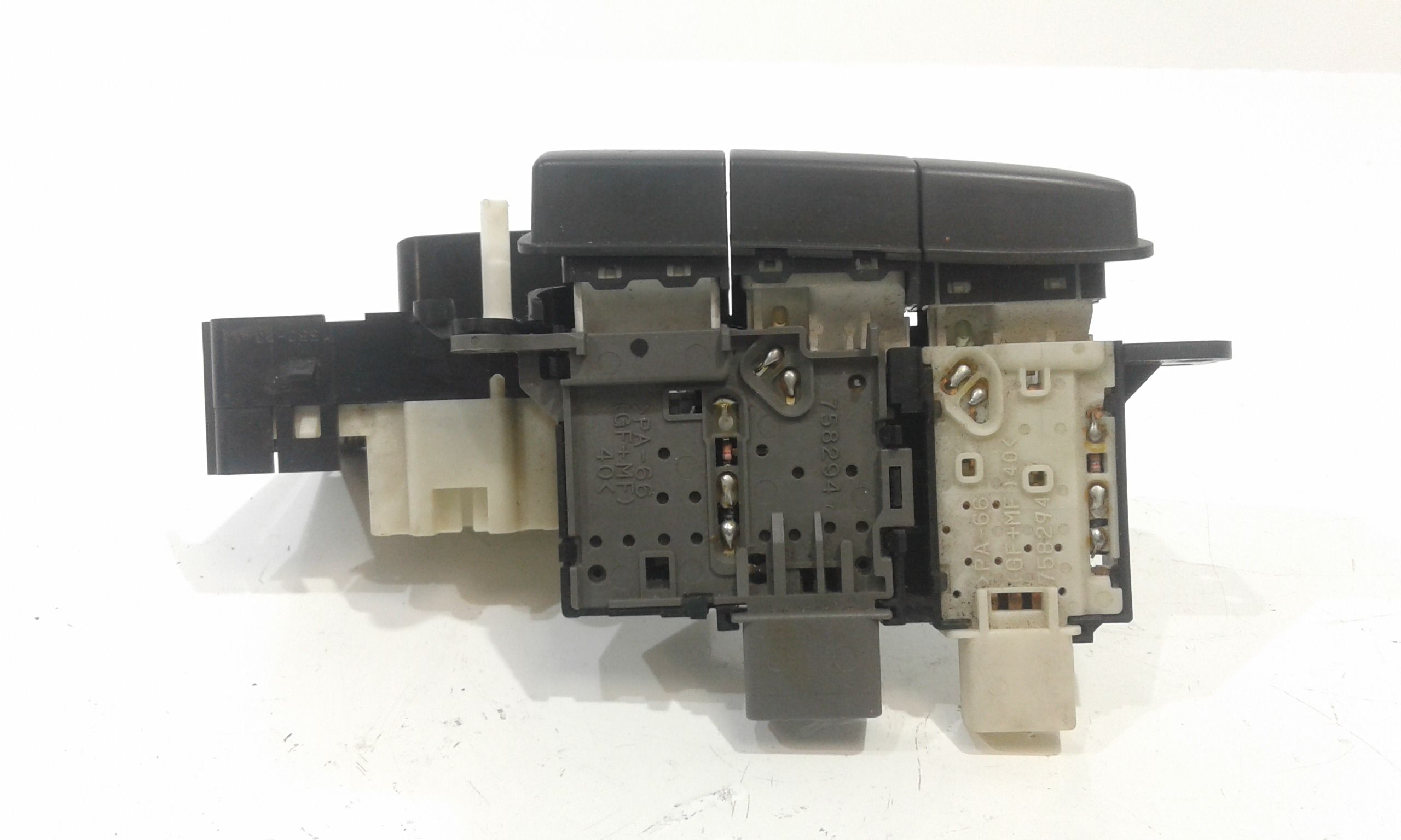 Pulsante luci di emergenza TOYOTA Yaris 1 Serie