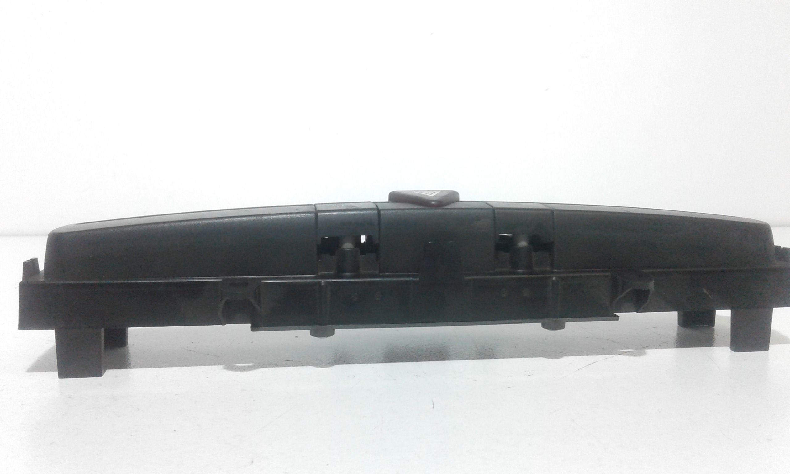 Pulsante luci di emergenza VOLKSWAGEN Crafter Combi (2E) (06>)