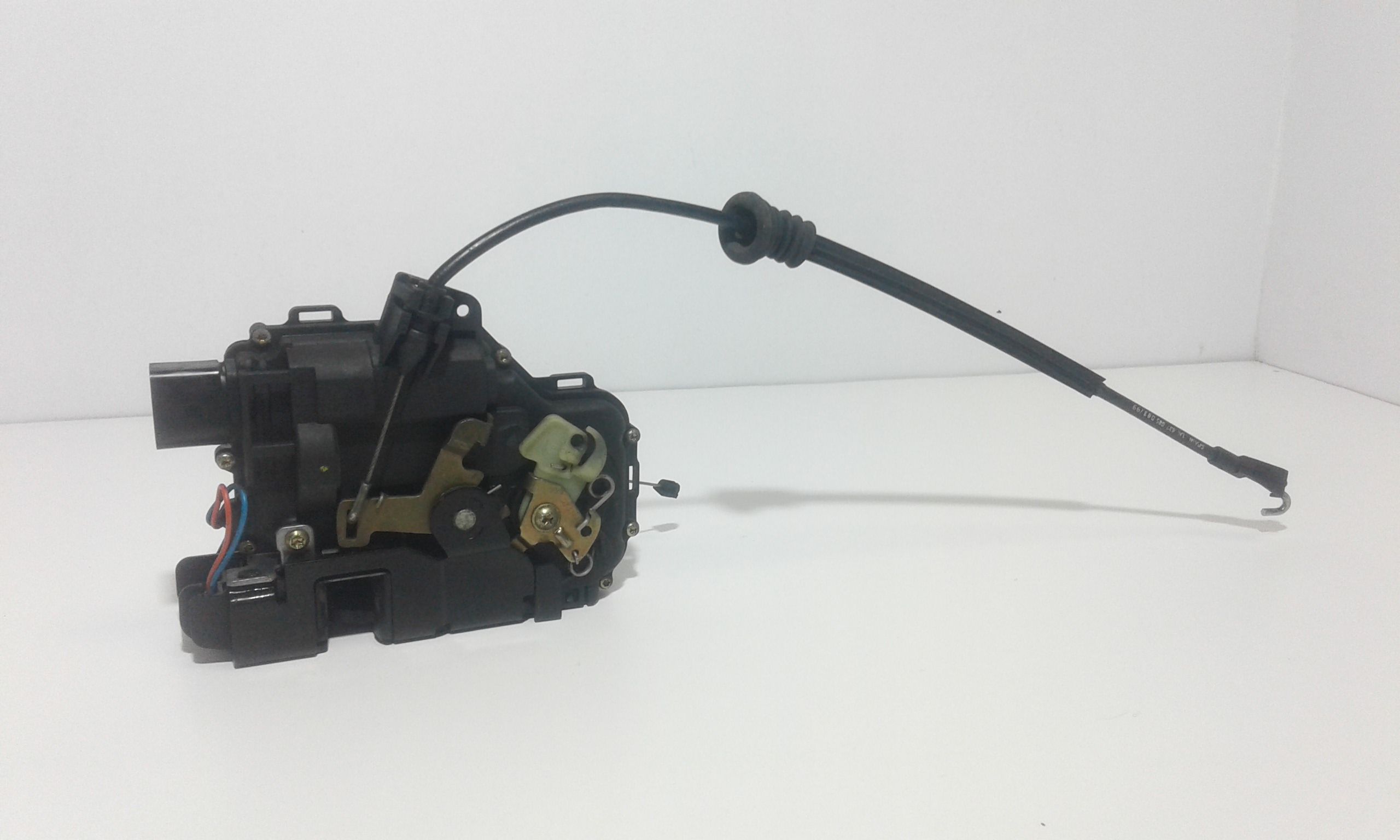 Serratura Anteriore Destra VOLKSWAGEN Golf 4 Berlina