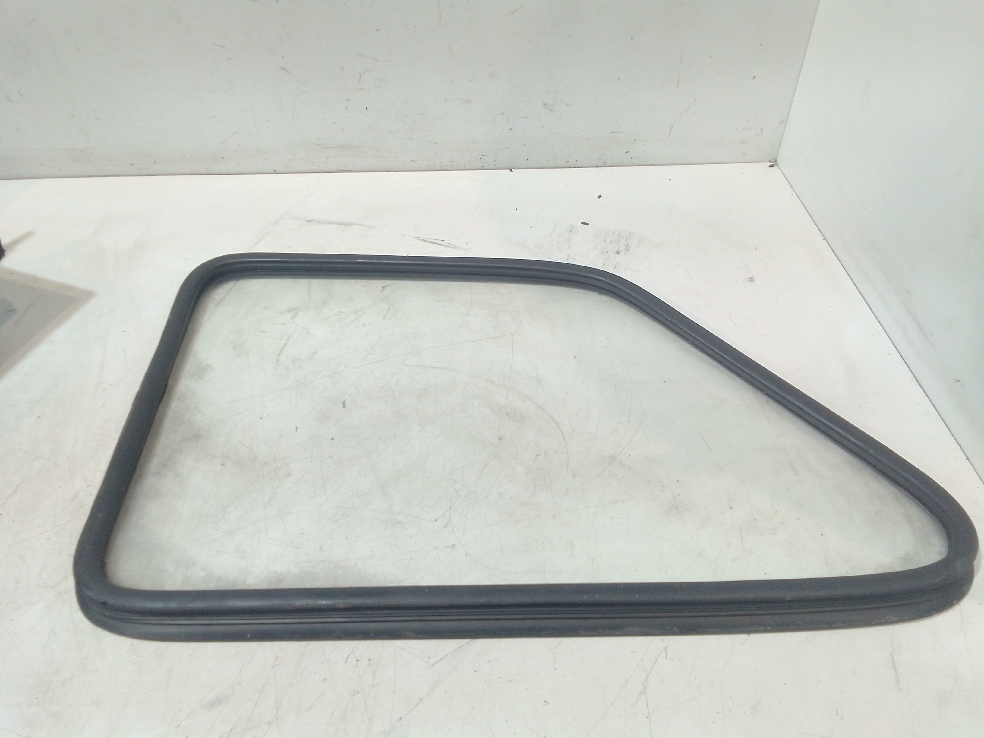 Vetro fisso posteriore DX passeggero per Fiat 126 1 Serie (1972 - 2000)